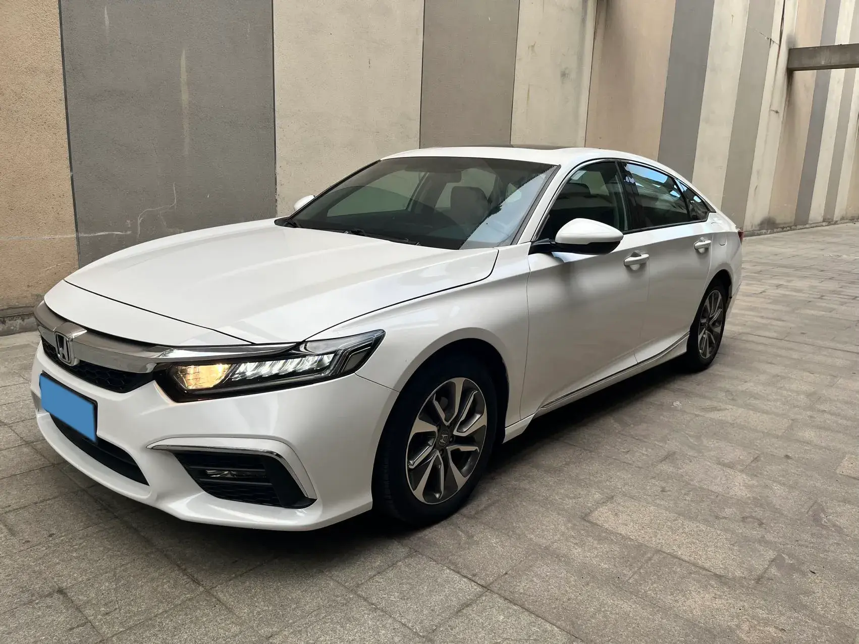 2019 HONDA INSPIRE view 1