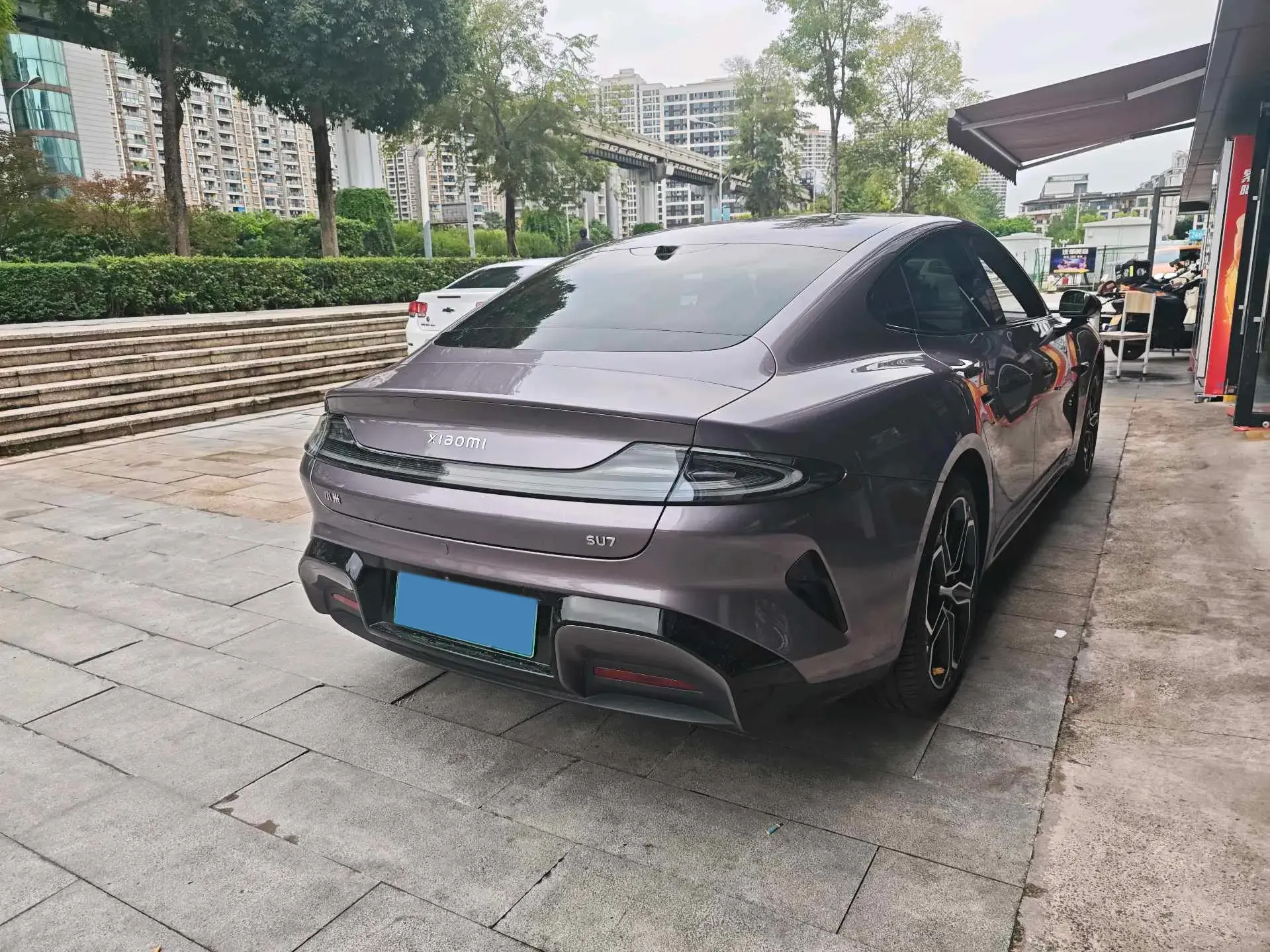 2024 MI SU7 thumbnail 2