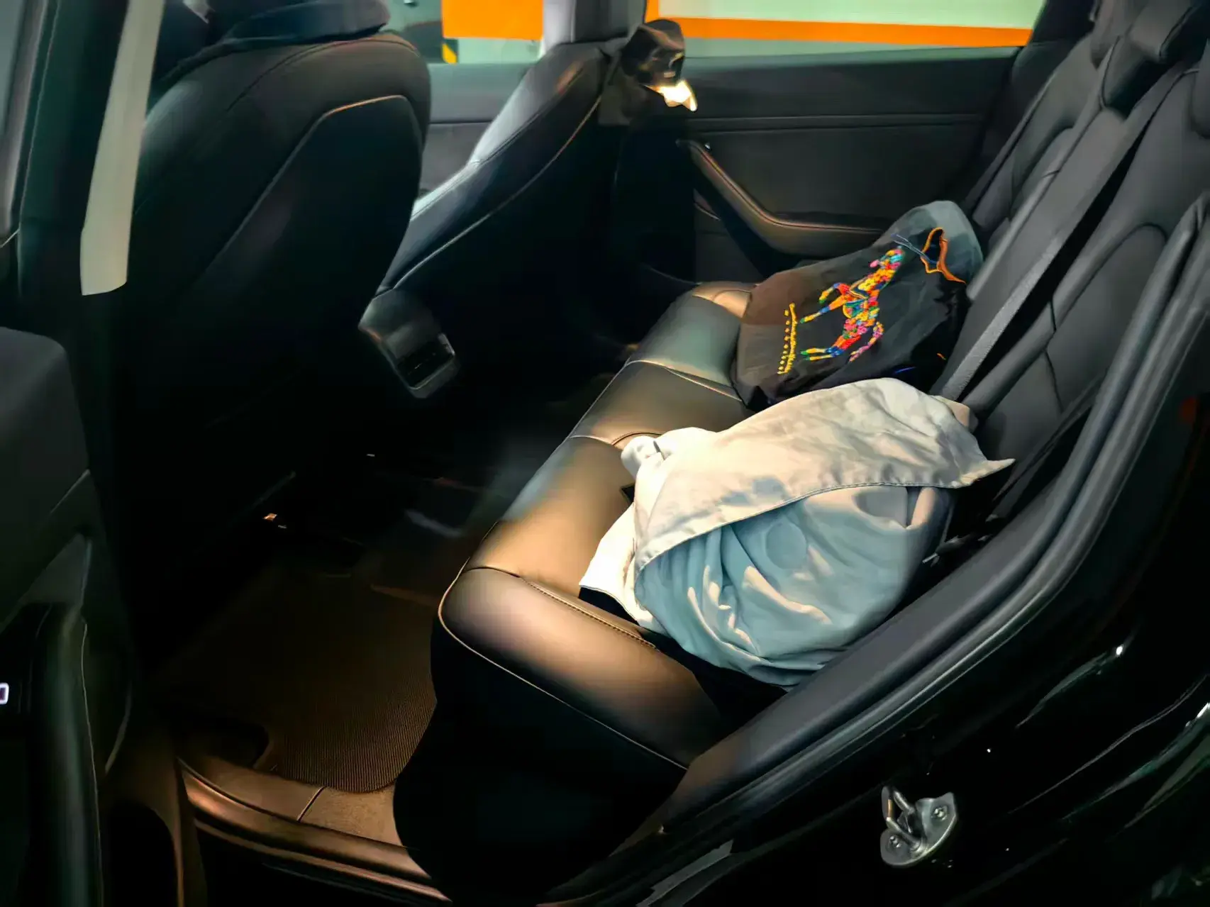 2021 TESLA MODEL thumbnail 4