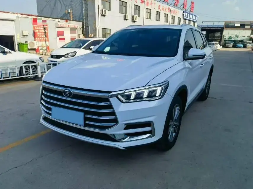 2019 BYD SONG view 1