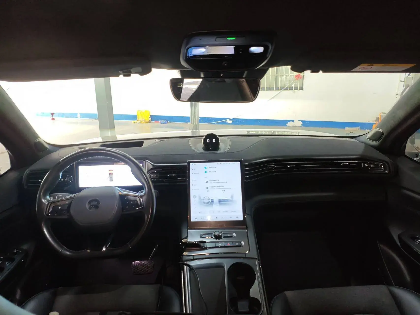 2020 NIO EC6 thumbnail 3