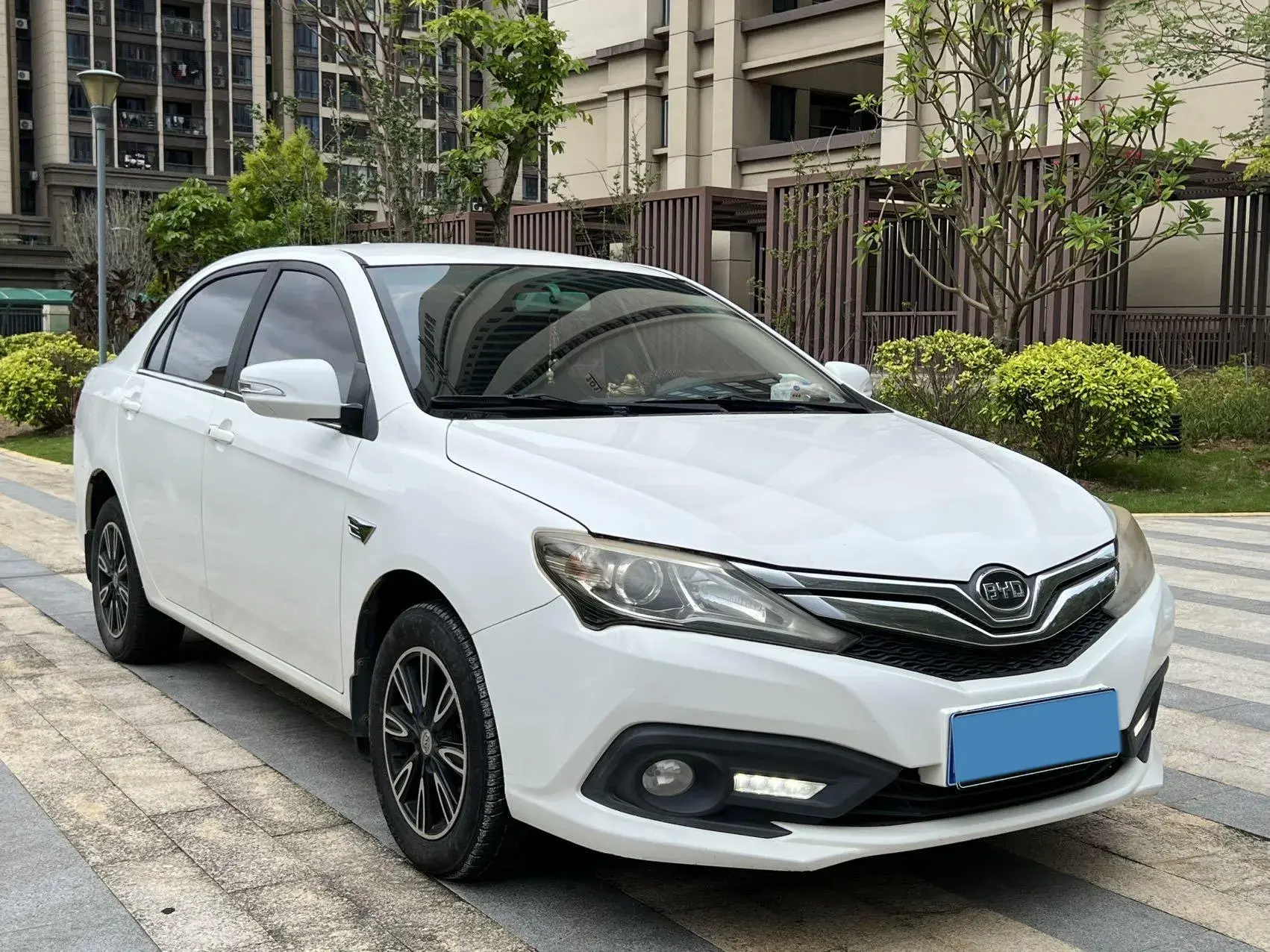 2016 BYD F3 thumbnail 3