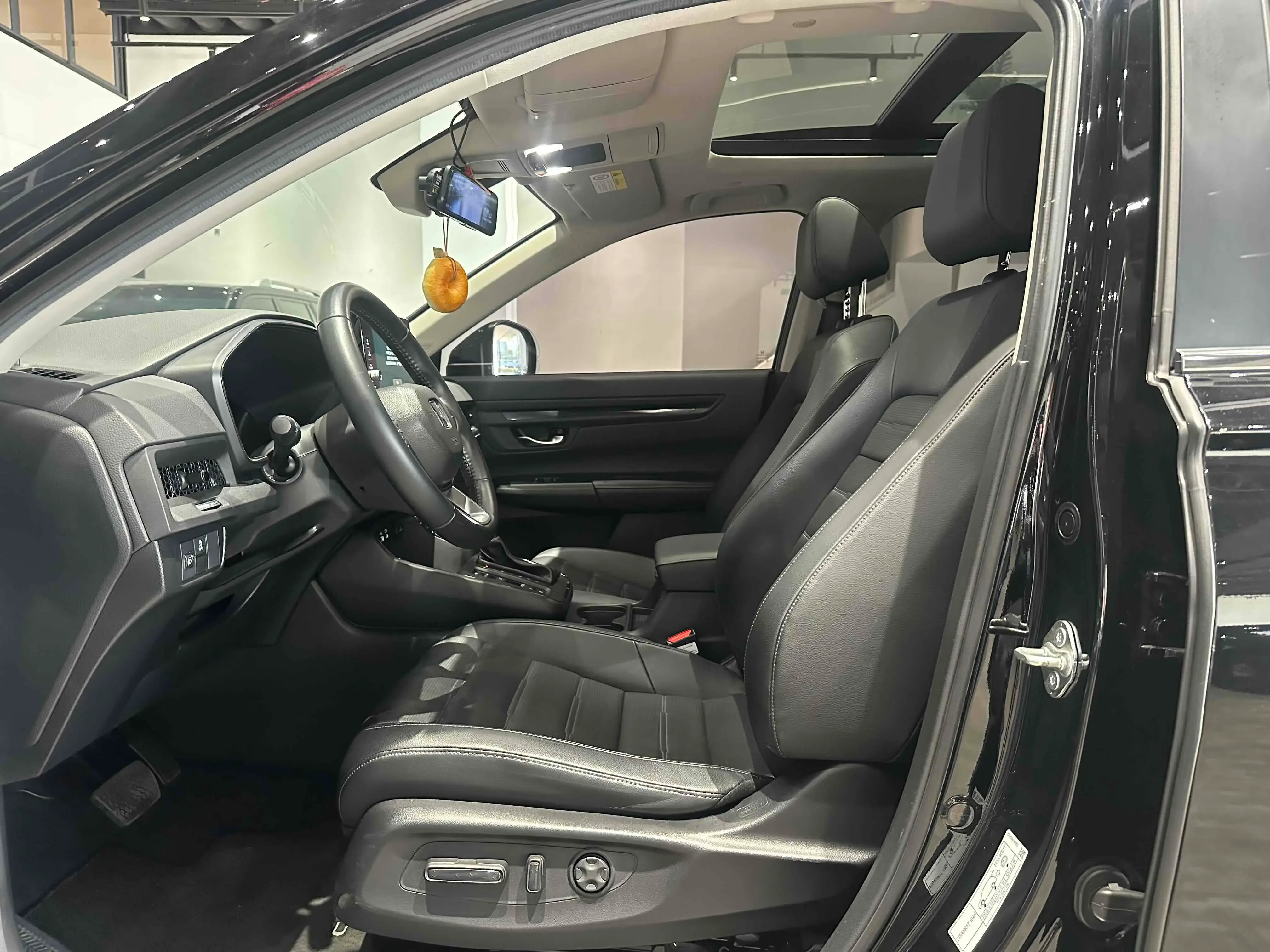 2023 HONDA CR-V thumbnail 2