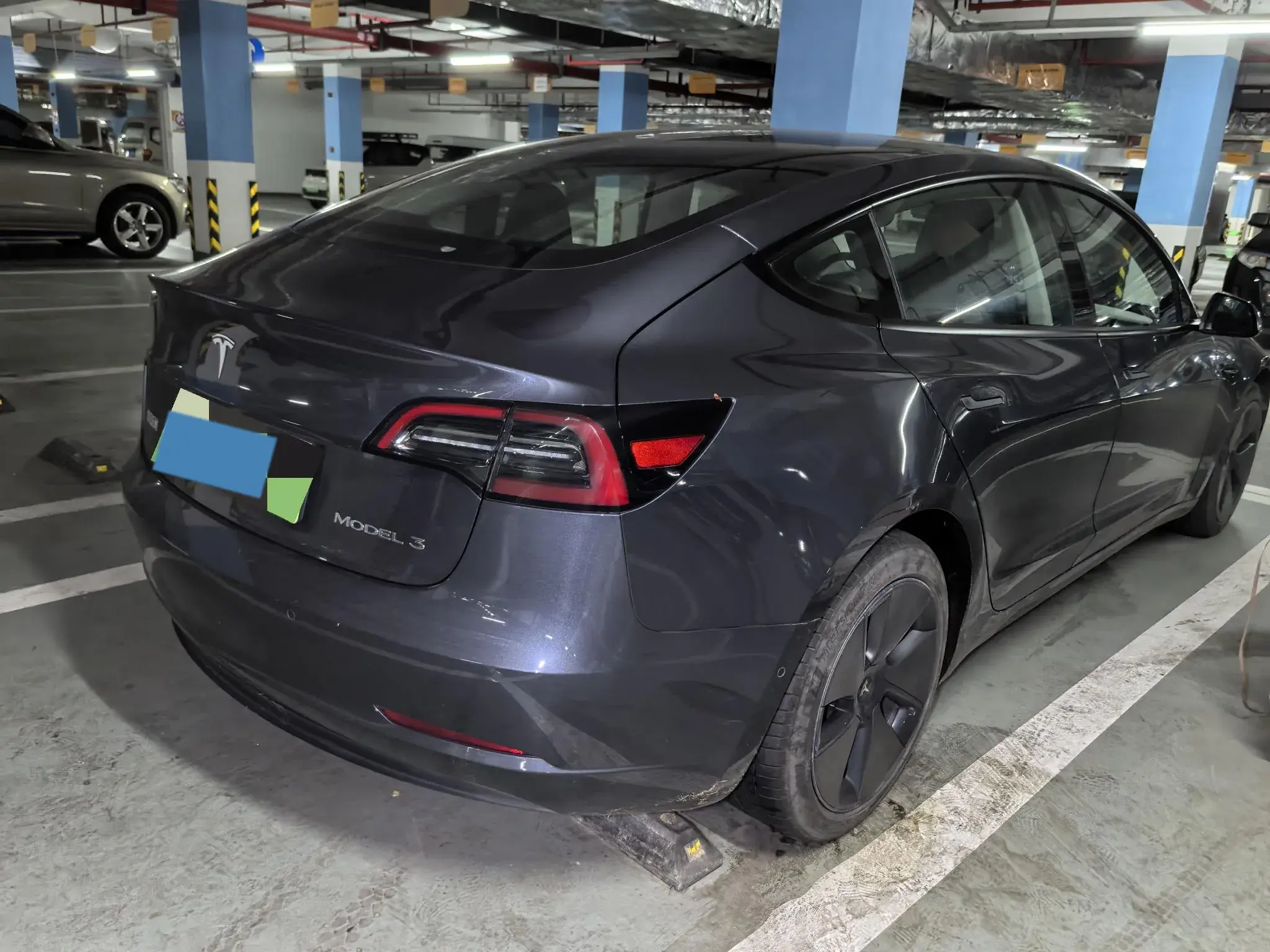 2022 TESLA MODEL thumbnail 3