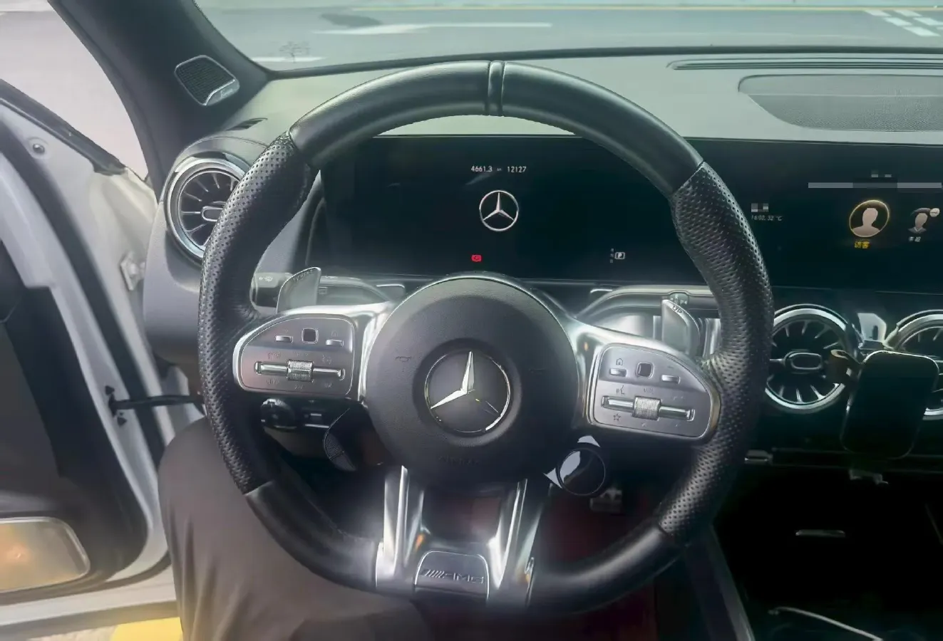 2023 Mercedes-Benz GLB AMG 2.0T 306HP L4 8DCT,autocango,china used car exporter,china ev exporter,chinese used car exporter,chinese used ev exporter