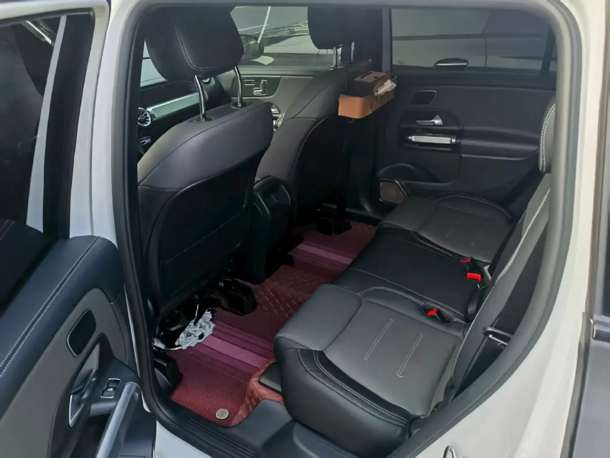 2023 Mercedes-Benz GLB AMG 2.0T 306HP L4 8DCT,autocango,china used car exporter,china ev exporter,chinese used car exporter,chinese used ev exporter