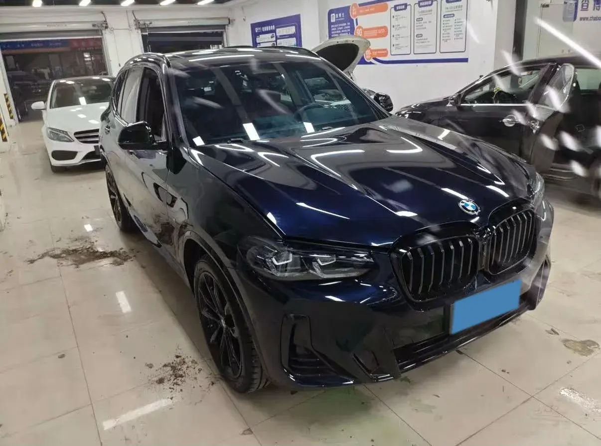 2022 BMW X3 thumbnail 4