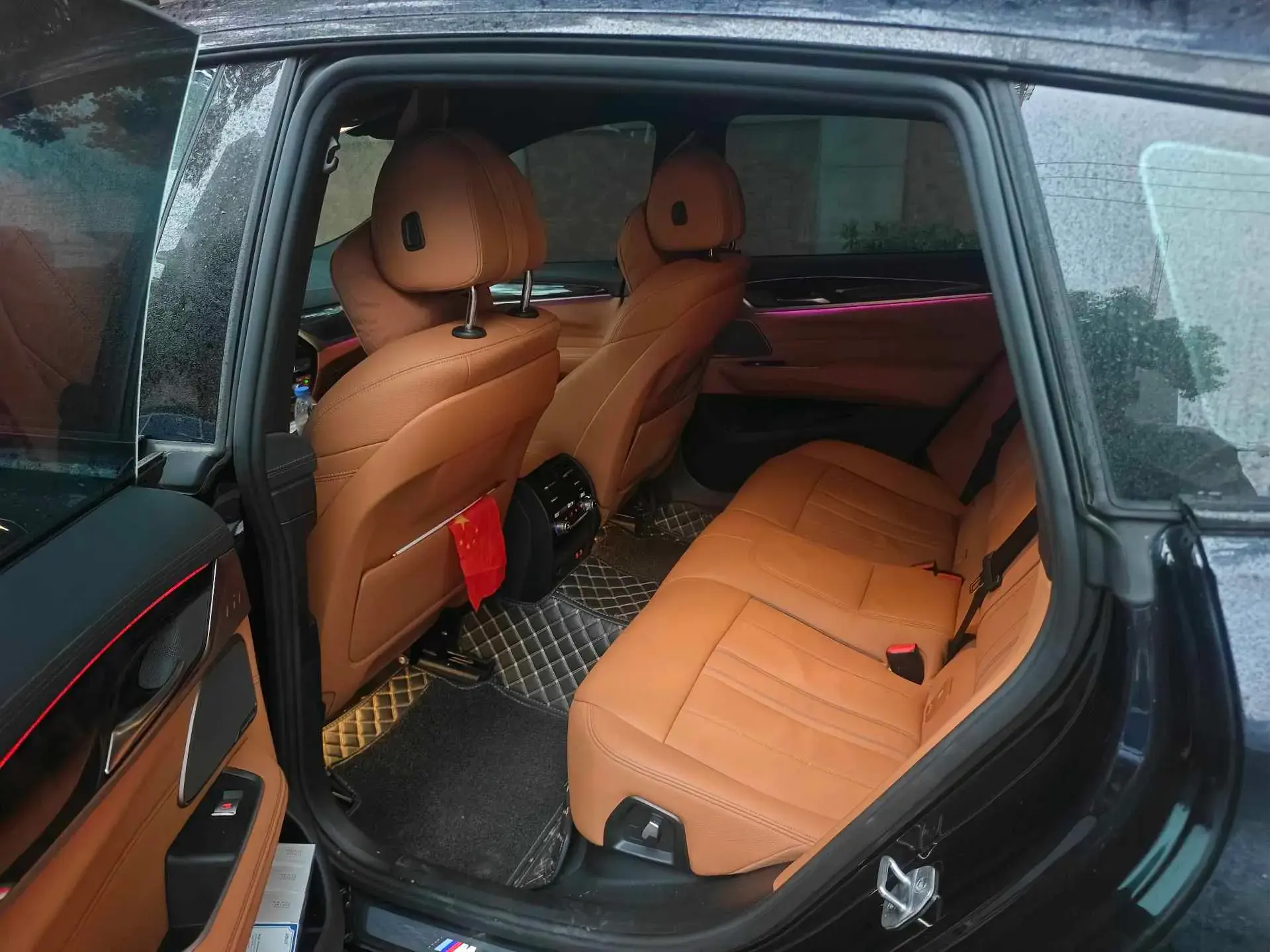 2022 BMW 6 thumbnail 4