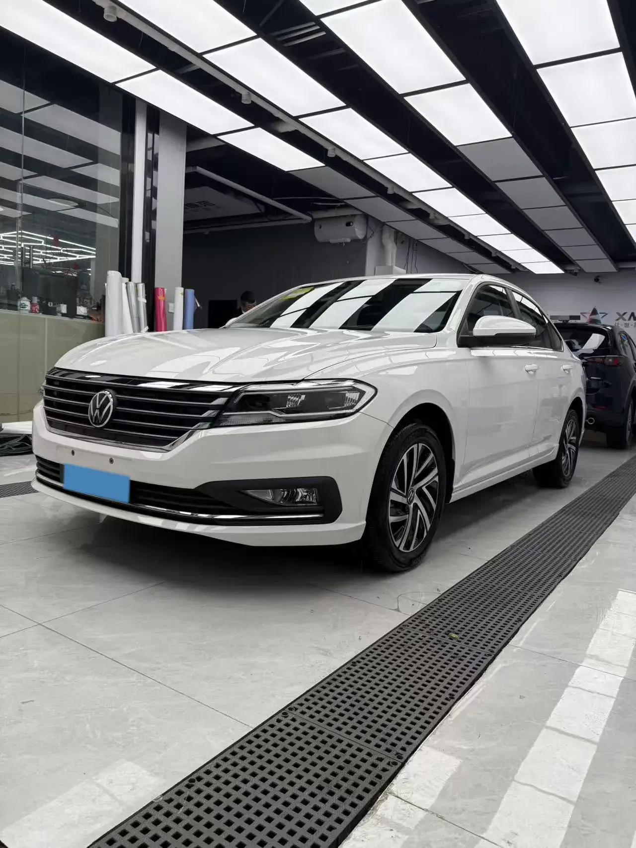 2022 VOLKSWAGEN LAVIDA view 1