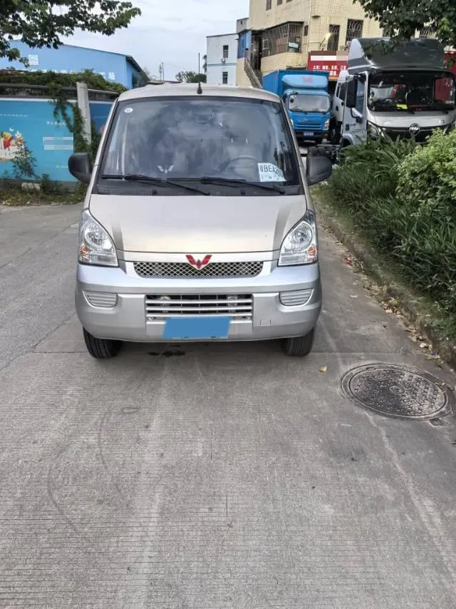 2022 WuLing RongGuang EV BEV 41.6KWH,autocango,china used car exporter,china ev exporter,chinese used car exporter,chinese used ev exporter