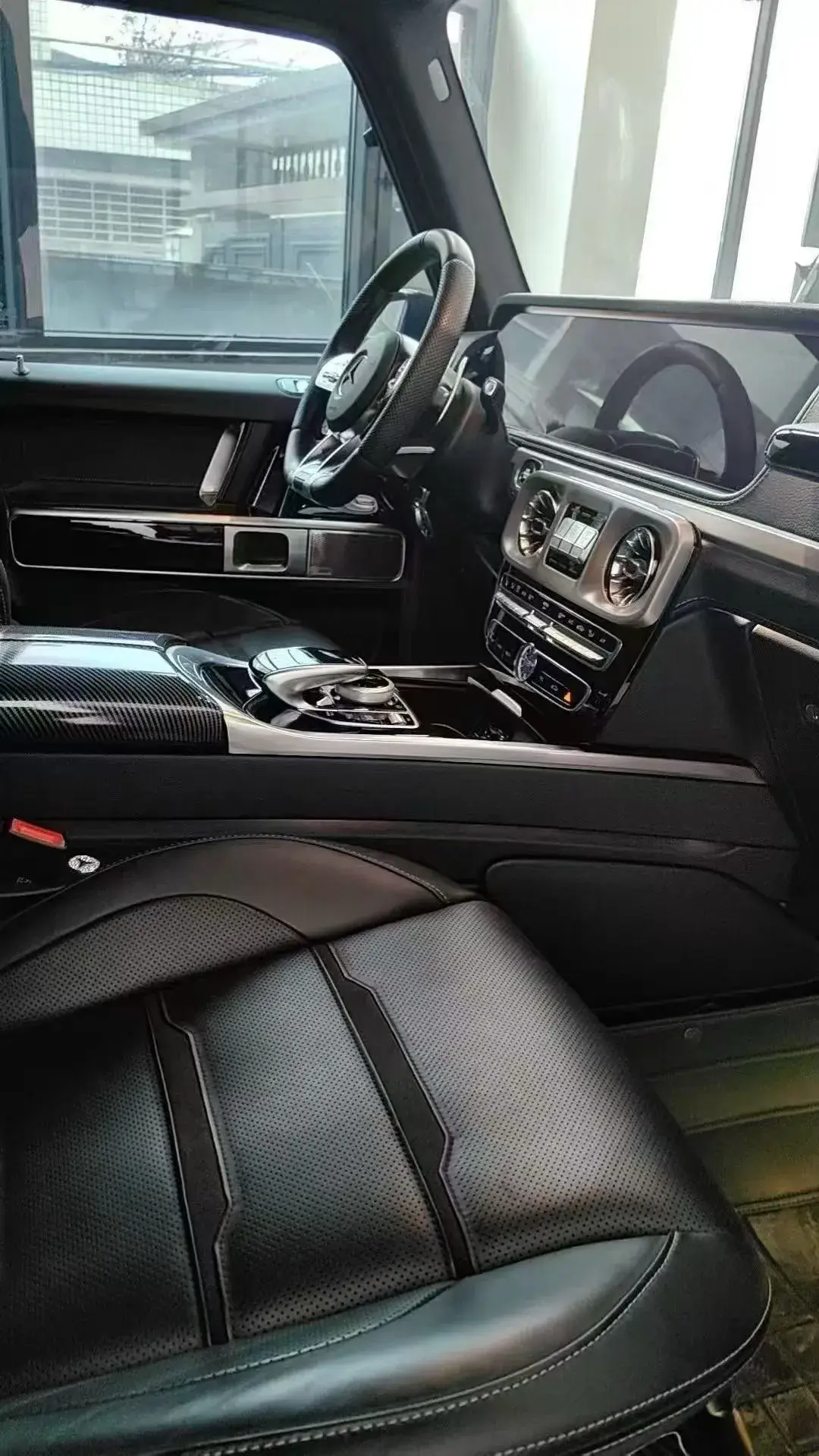 2022 MERCEDES-BENZ G thumbnail 4