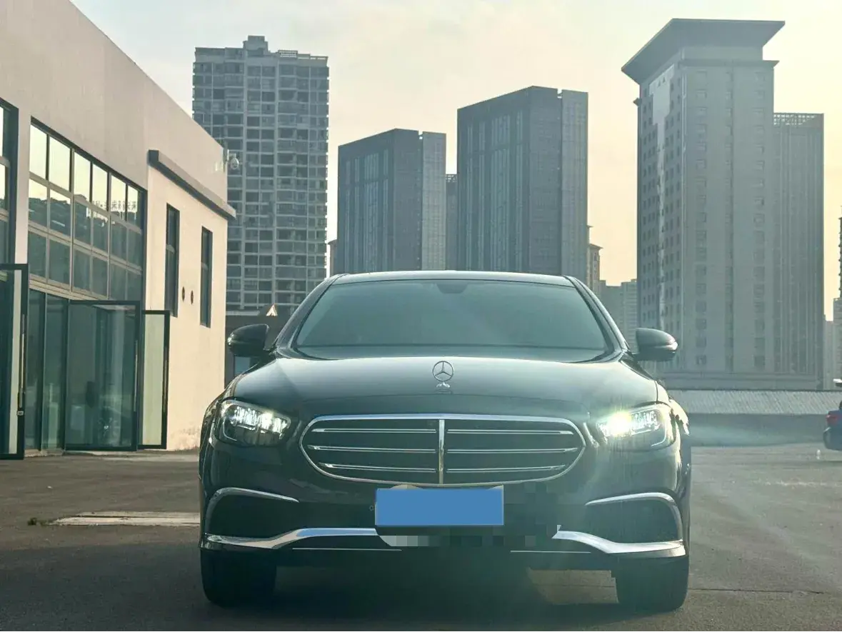 2022 MERCEDES-BENZ E thumbnail 2