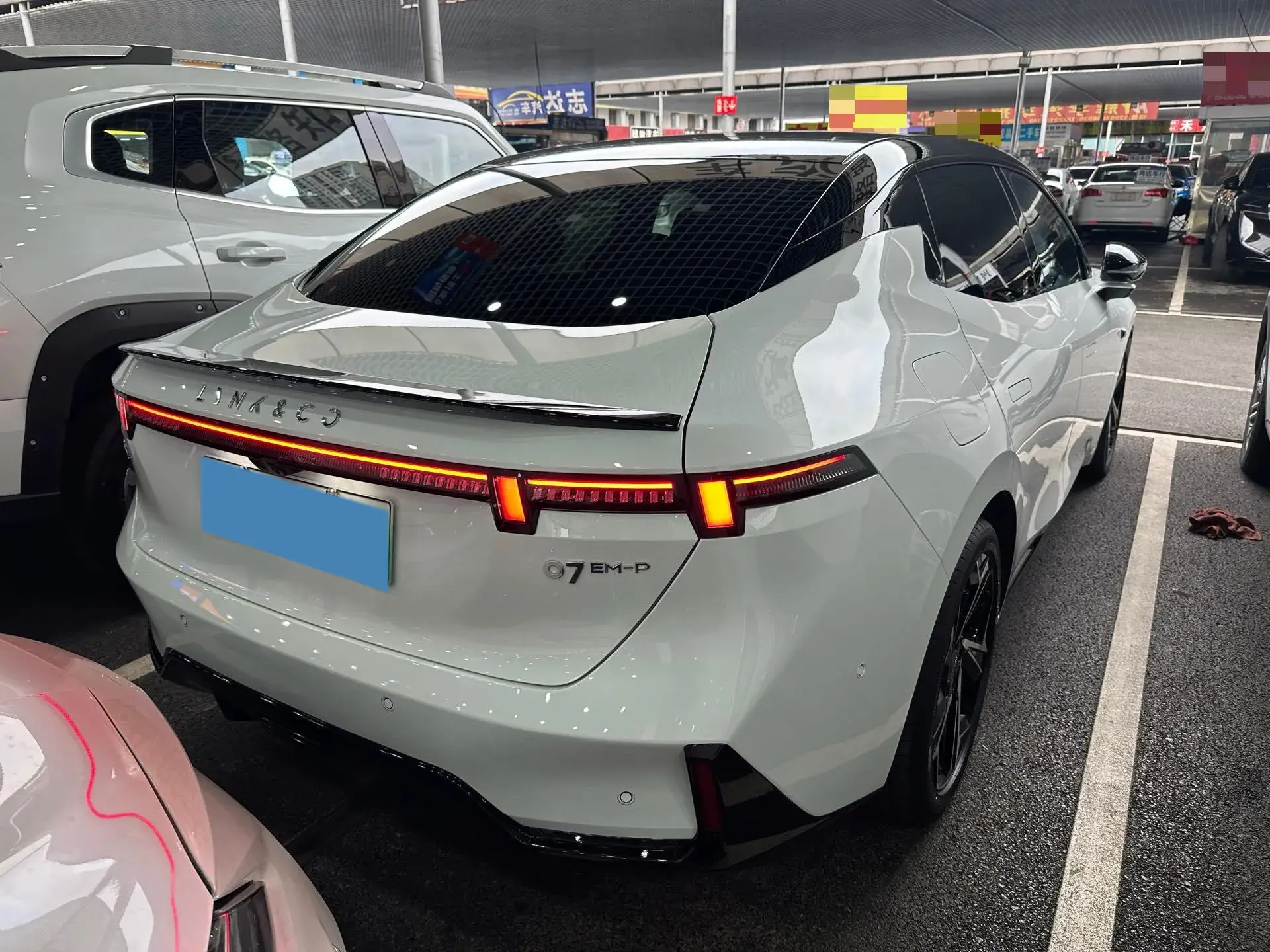 2024 LYNK&CO 07 thumbnail 3