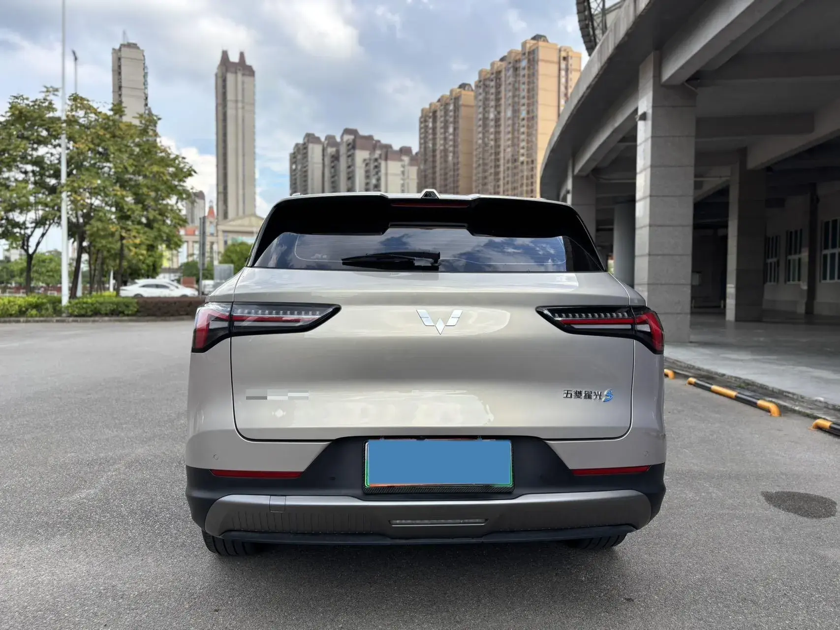 2024 WULING XINGGUANGS thumbnail 3