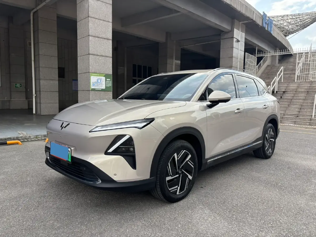 2024 WuLing XingGuangS 1.5L 106HP L4 E-CVT PHEV 20.5KWH