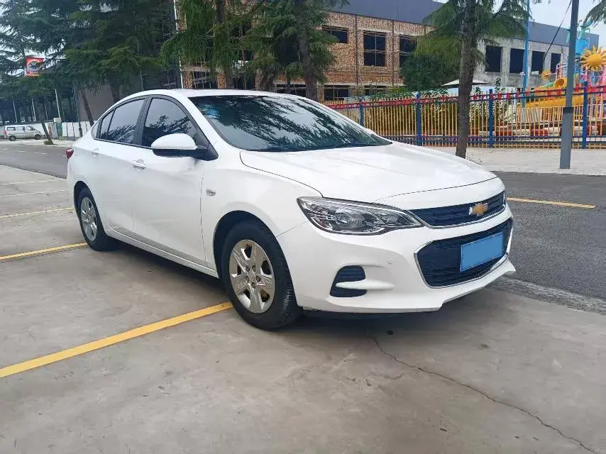 2019 CHEVROLET CAVALIER thumbnail 3