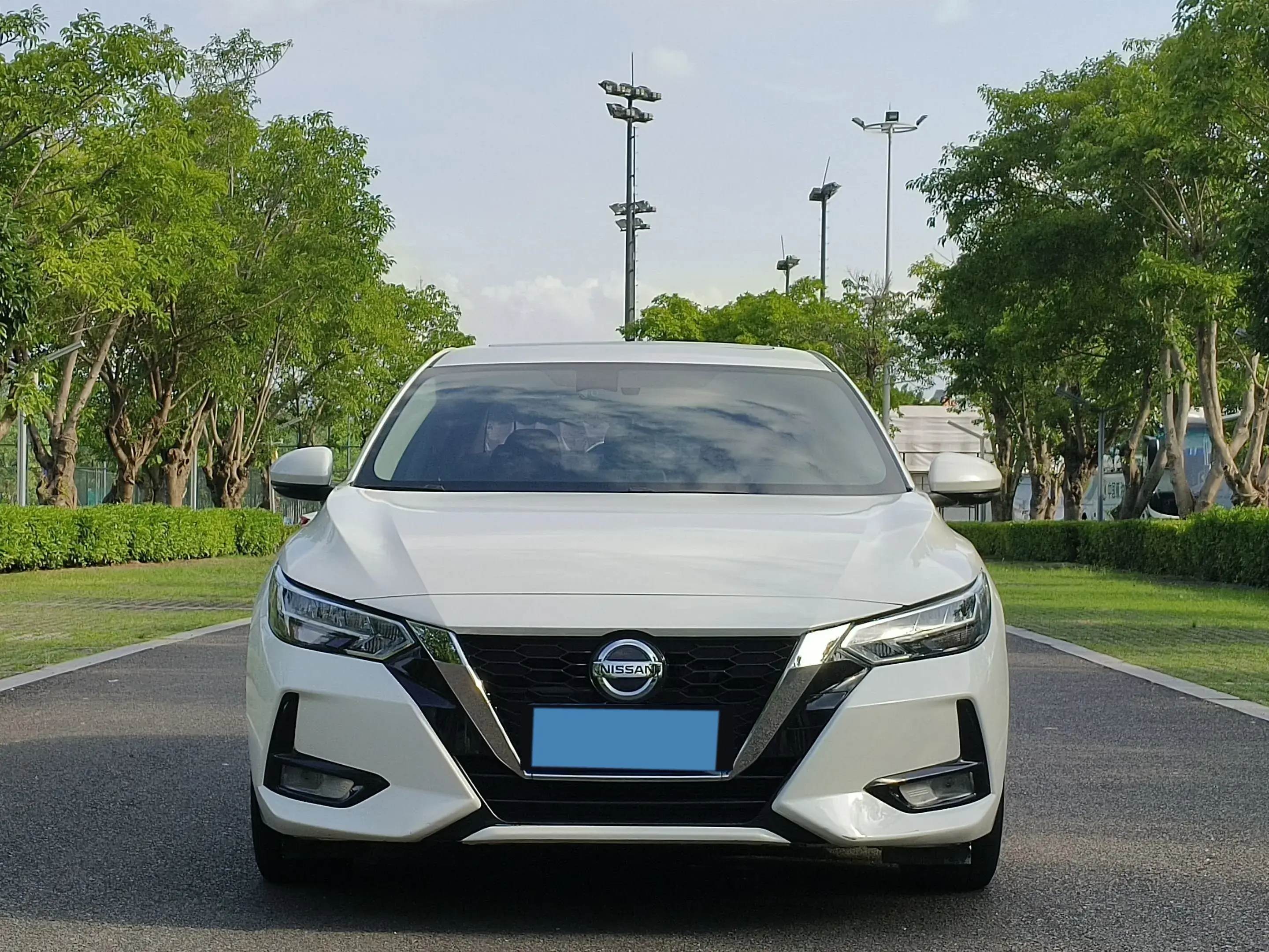 2020 NISSAN SYLPHY thumbnail 2