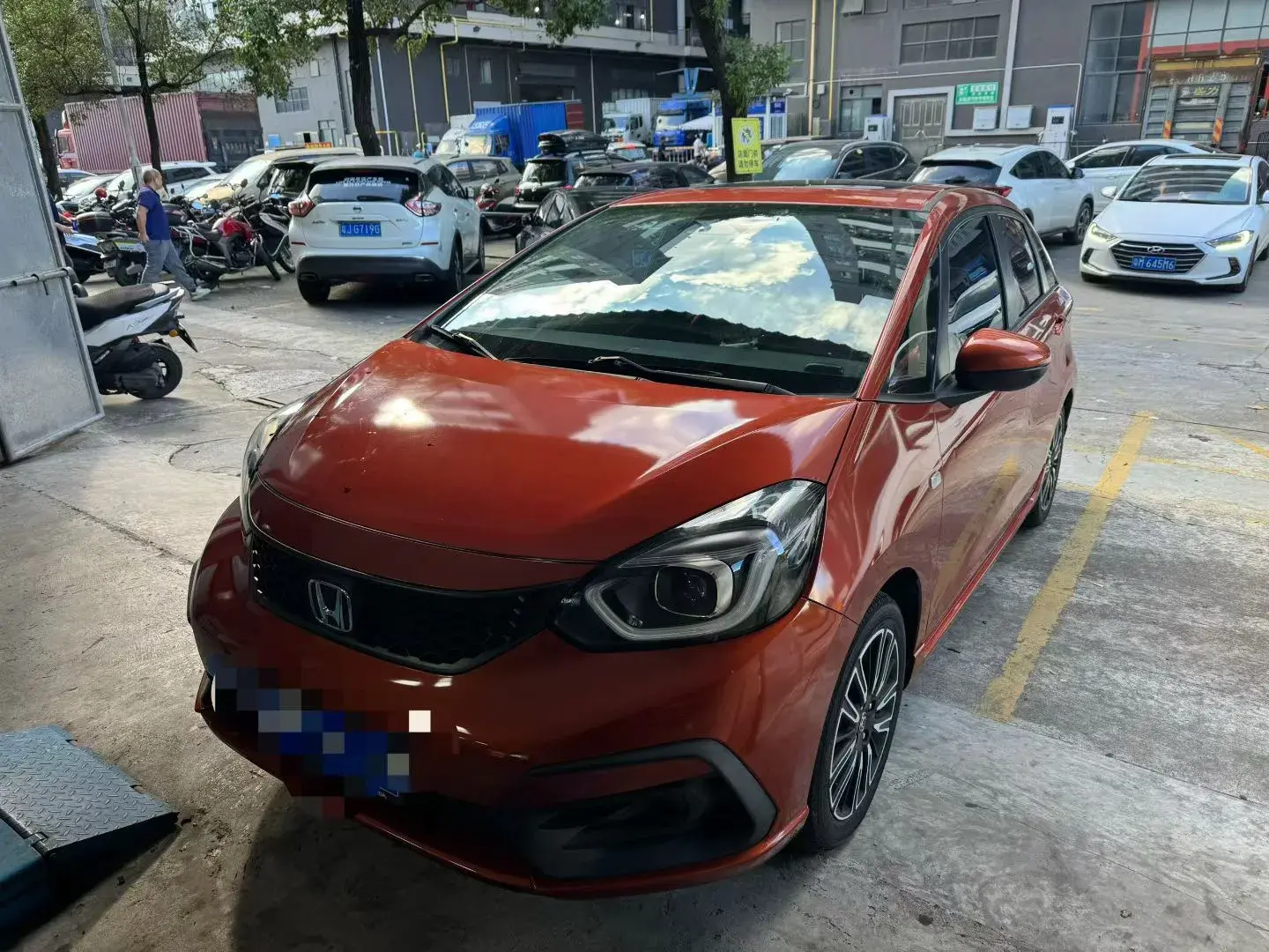 2021 HONDA FIT view 1
