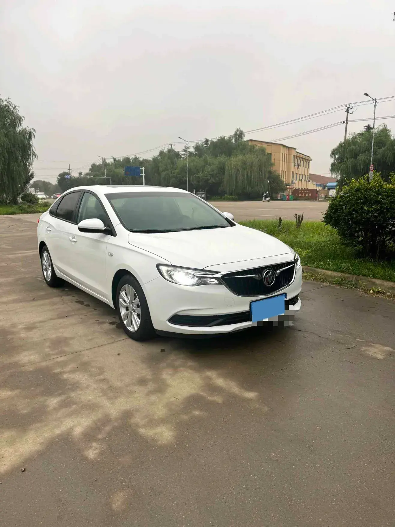 2021 BUICK EXCELLE thumbnail 2