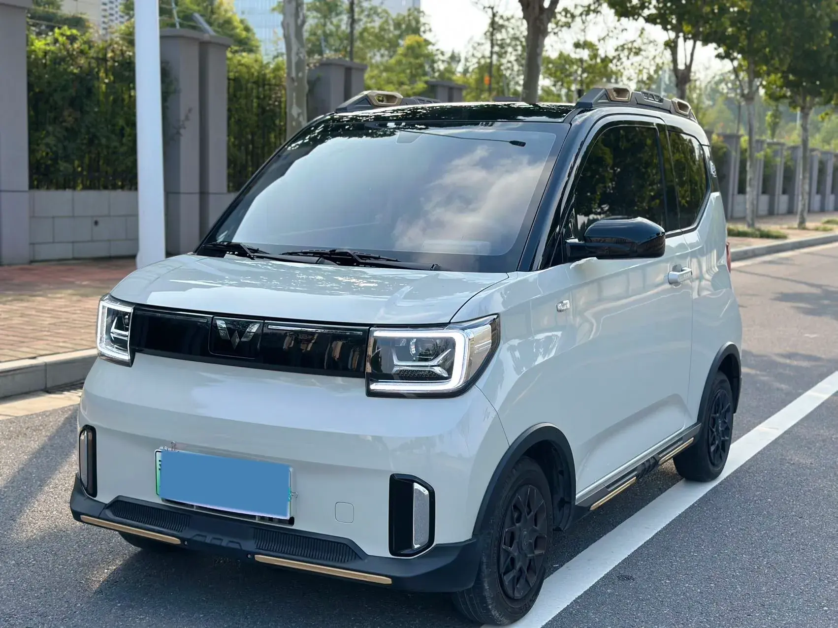 2022 WULING HONGGUANG view 1