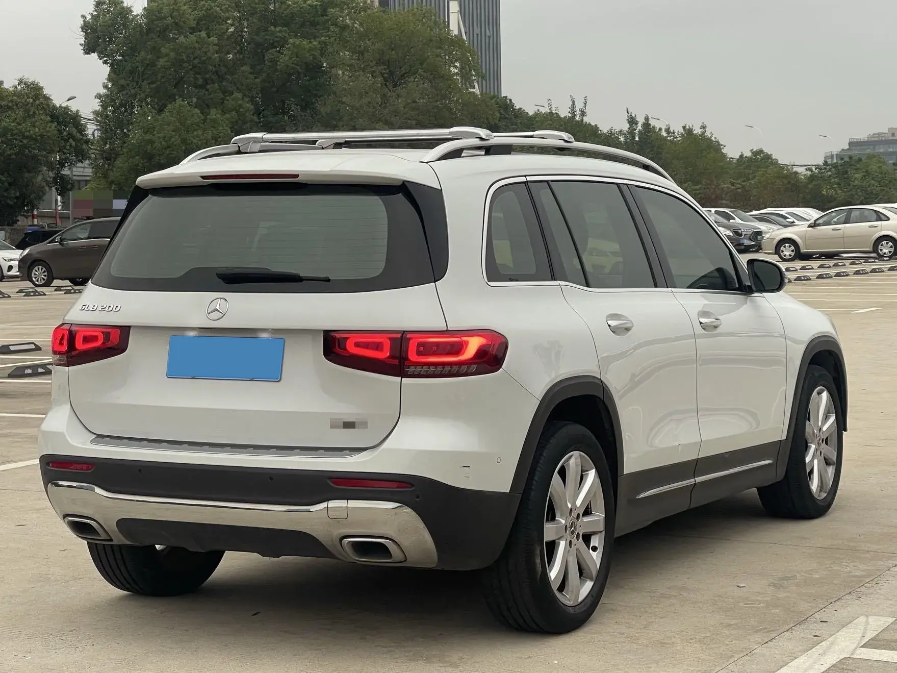 2020 MERCEDES-BENZ GLB thumbnail 4