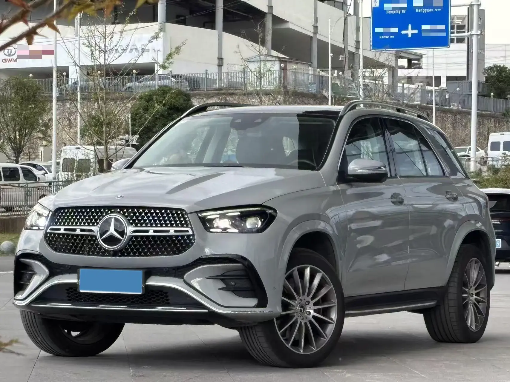2024 MERCEDES-BENZ GLE view 1