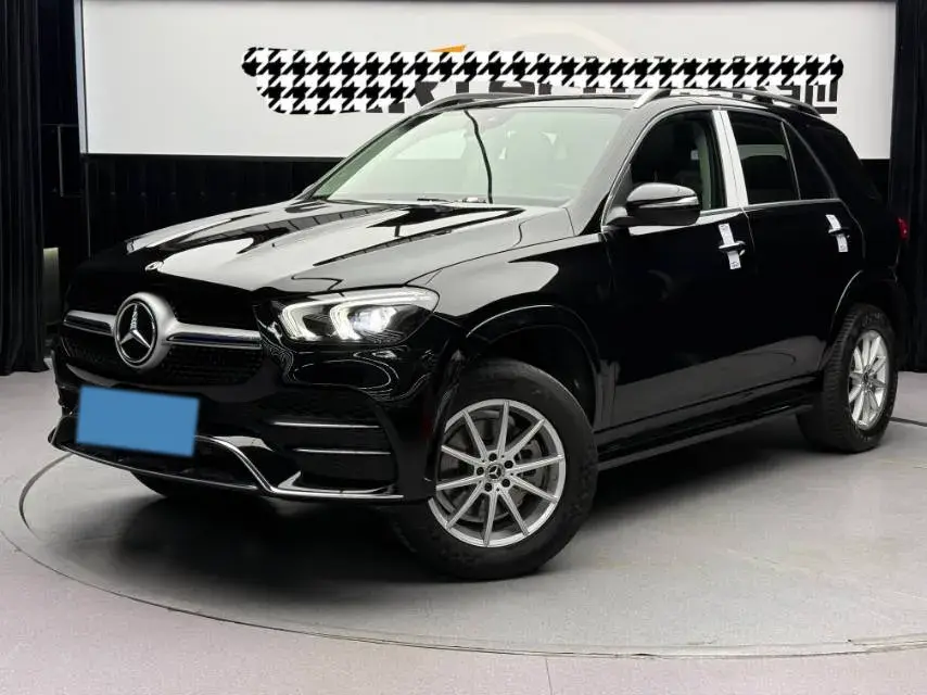 2021 MERCEDES-BENZ GLE view 1