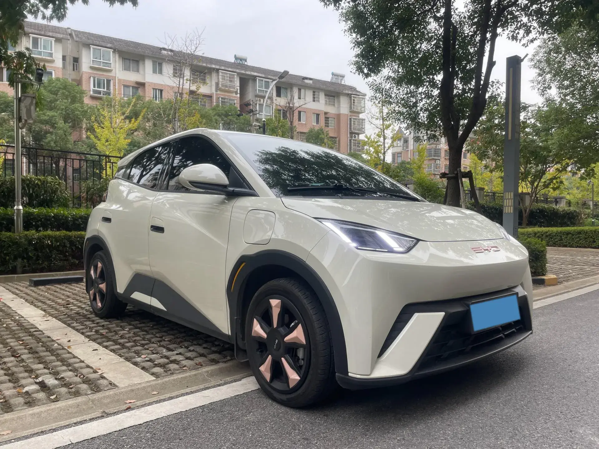 2023 BYD SEAGULL thumbnail 3