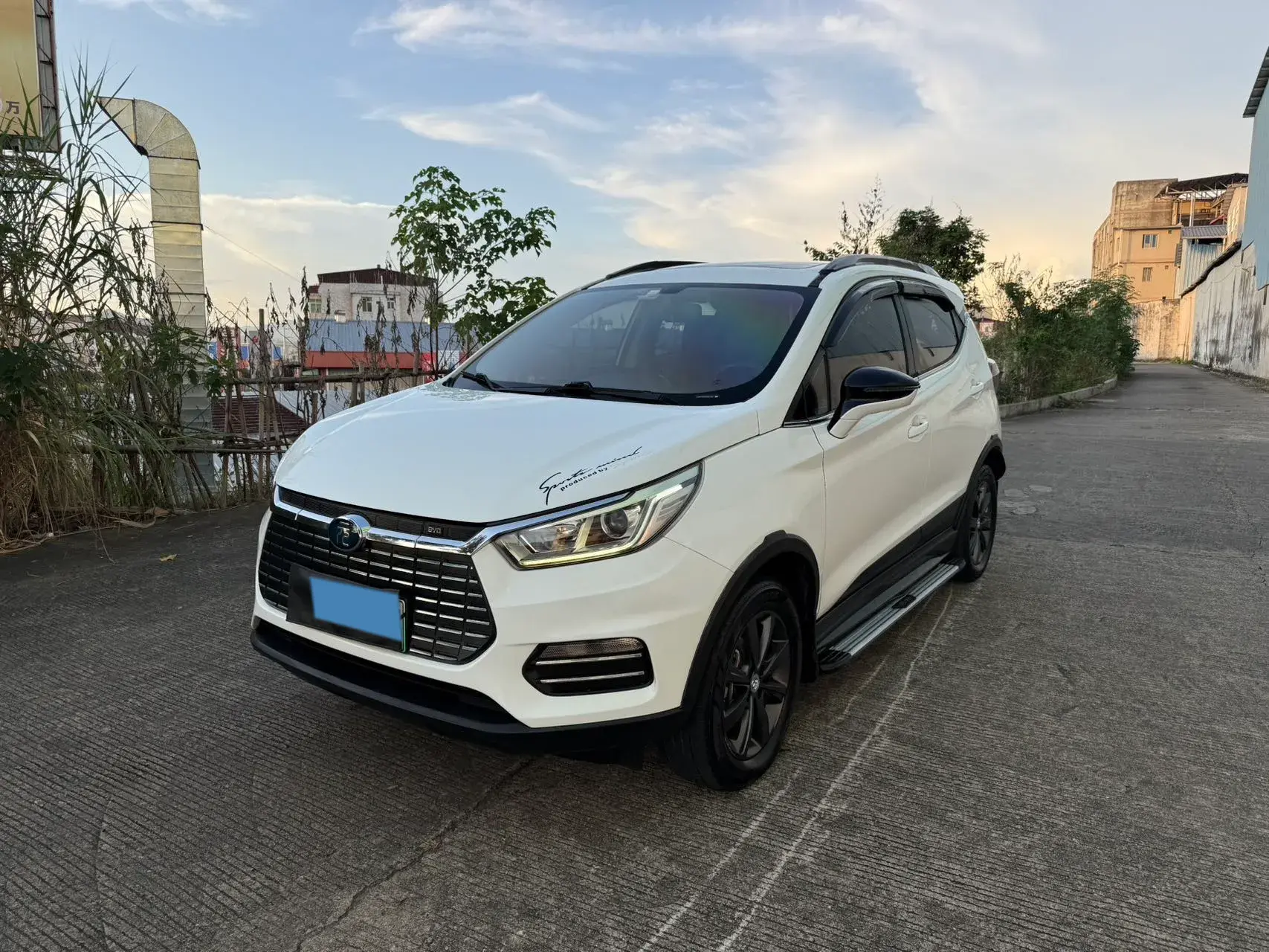 2019 BYD YUAN view 1