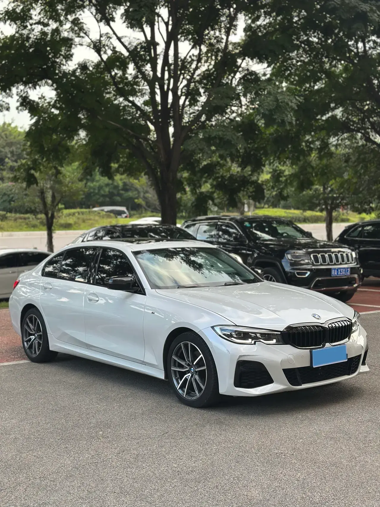 2020 BMW 3 thumbnail 3