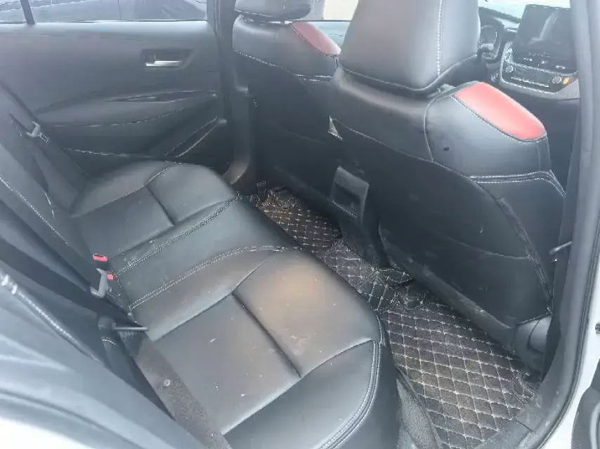 2023 TOYOTA COROLLA thumbnail 4