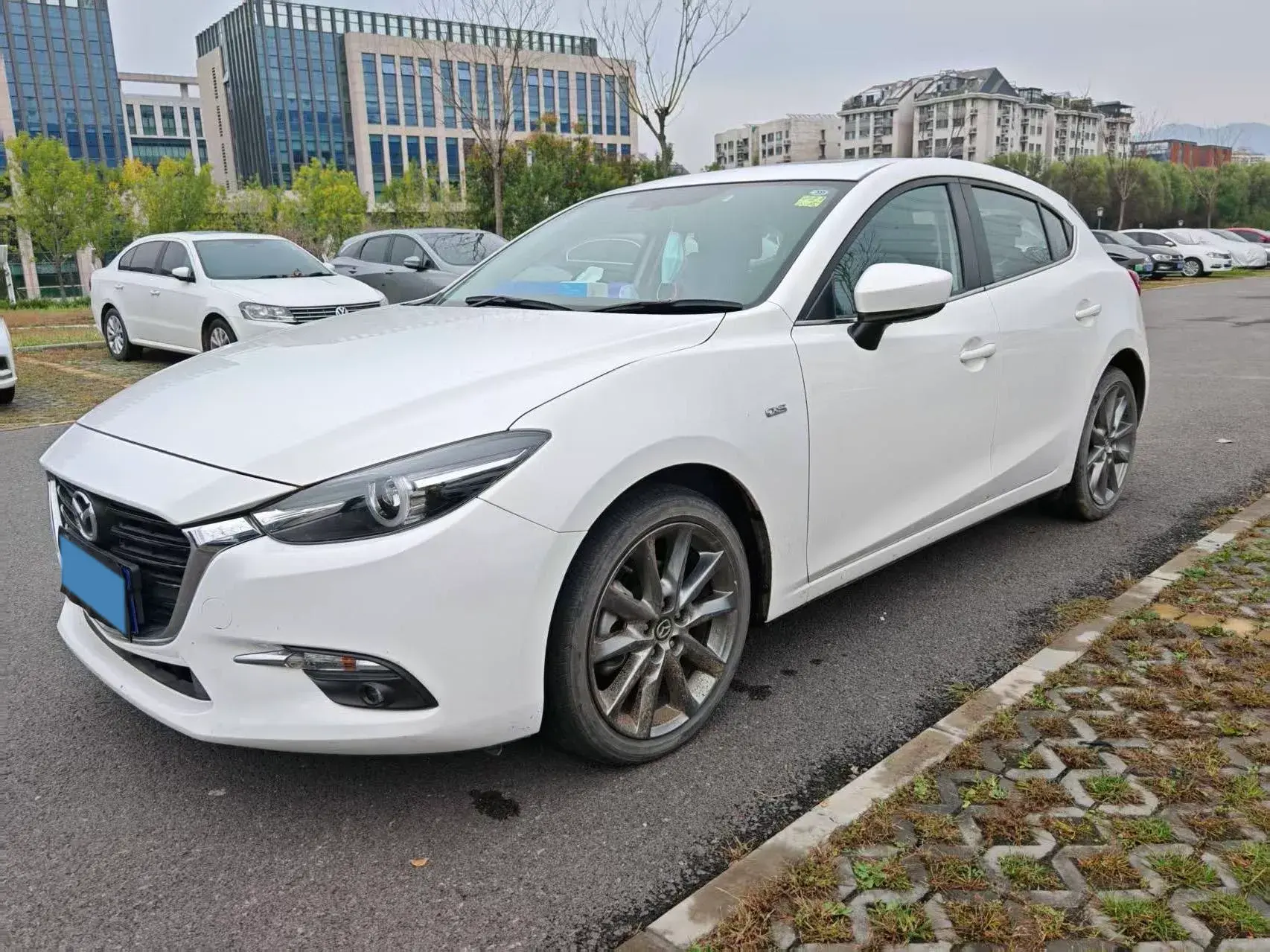 2017 MAZDA 3 view 1