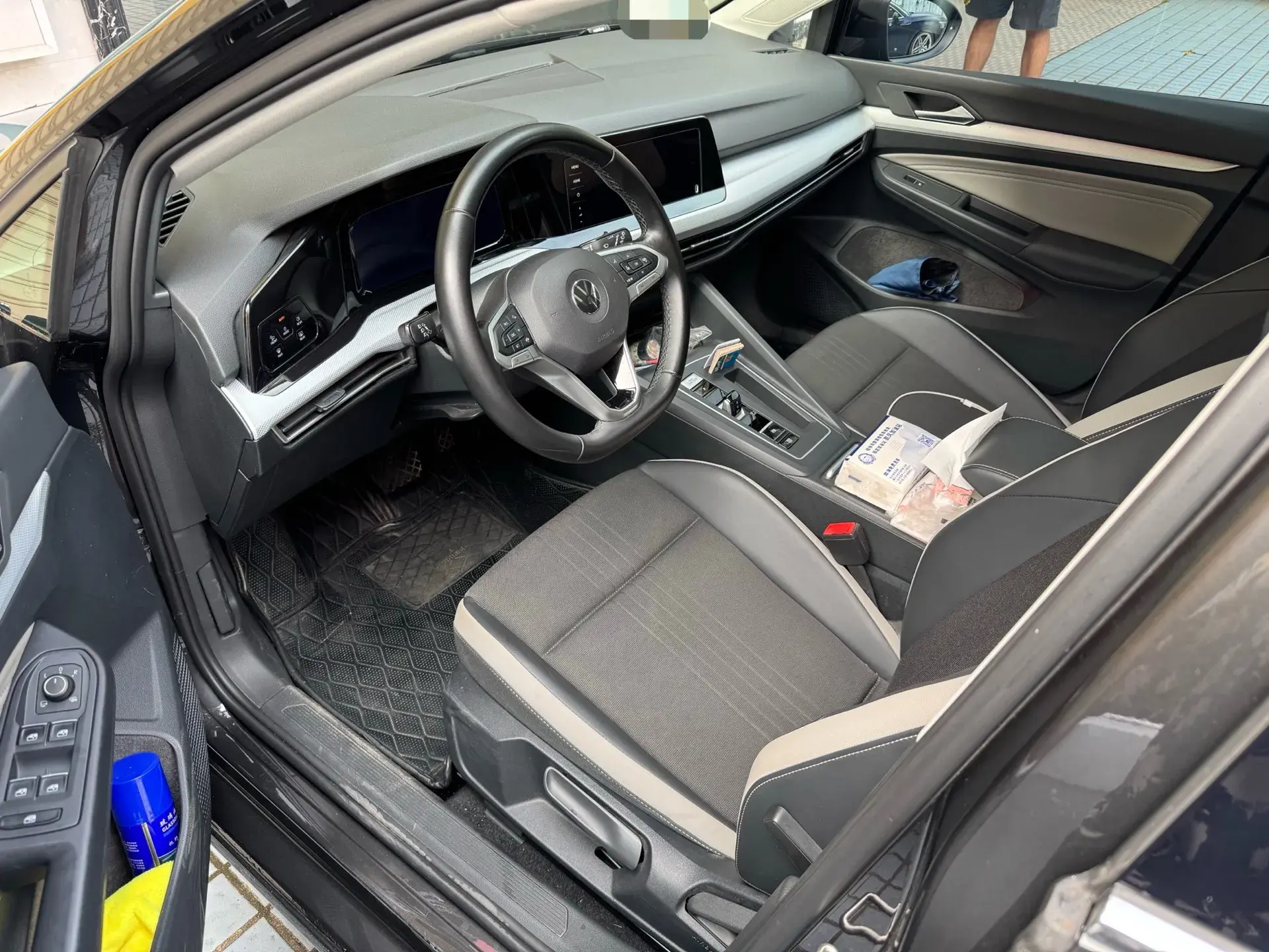 2021 VOLKSWAGEN GOLF thumbnail 4