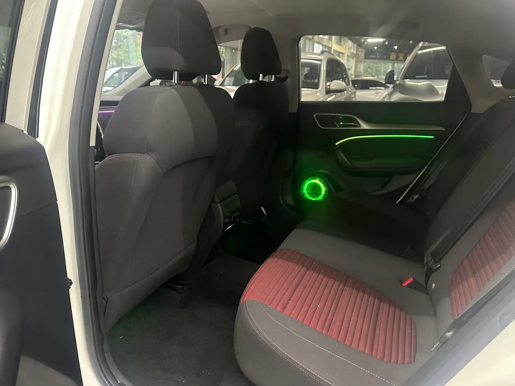 2019 MG MG6 thumbnail 3