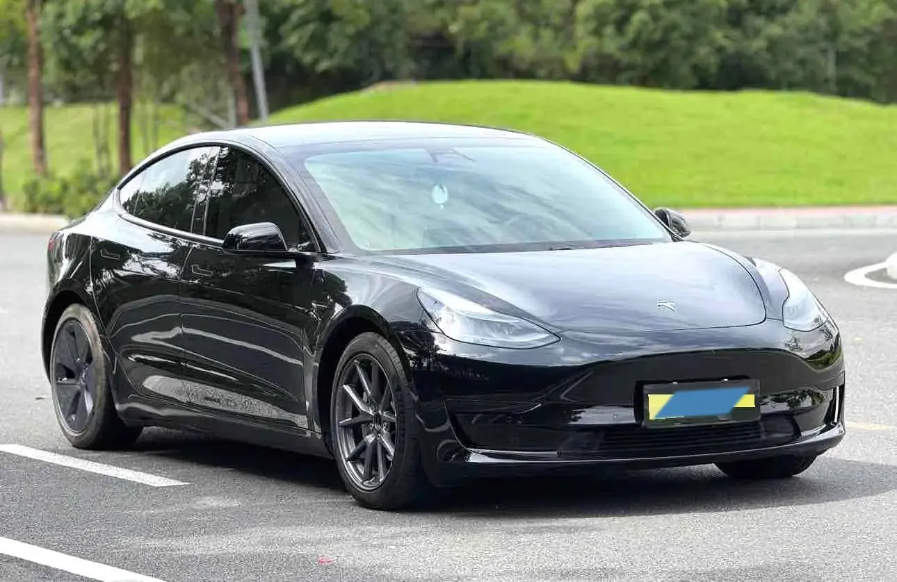 2021 TESLA MODEL thumbnail 3