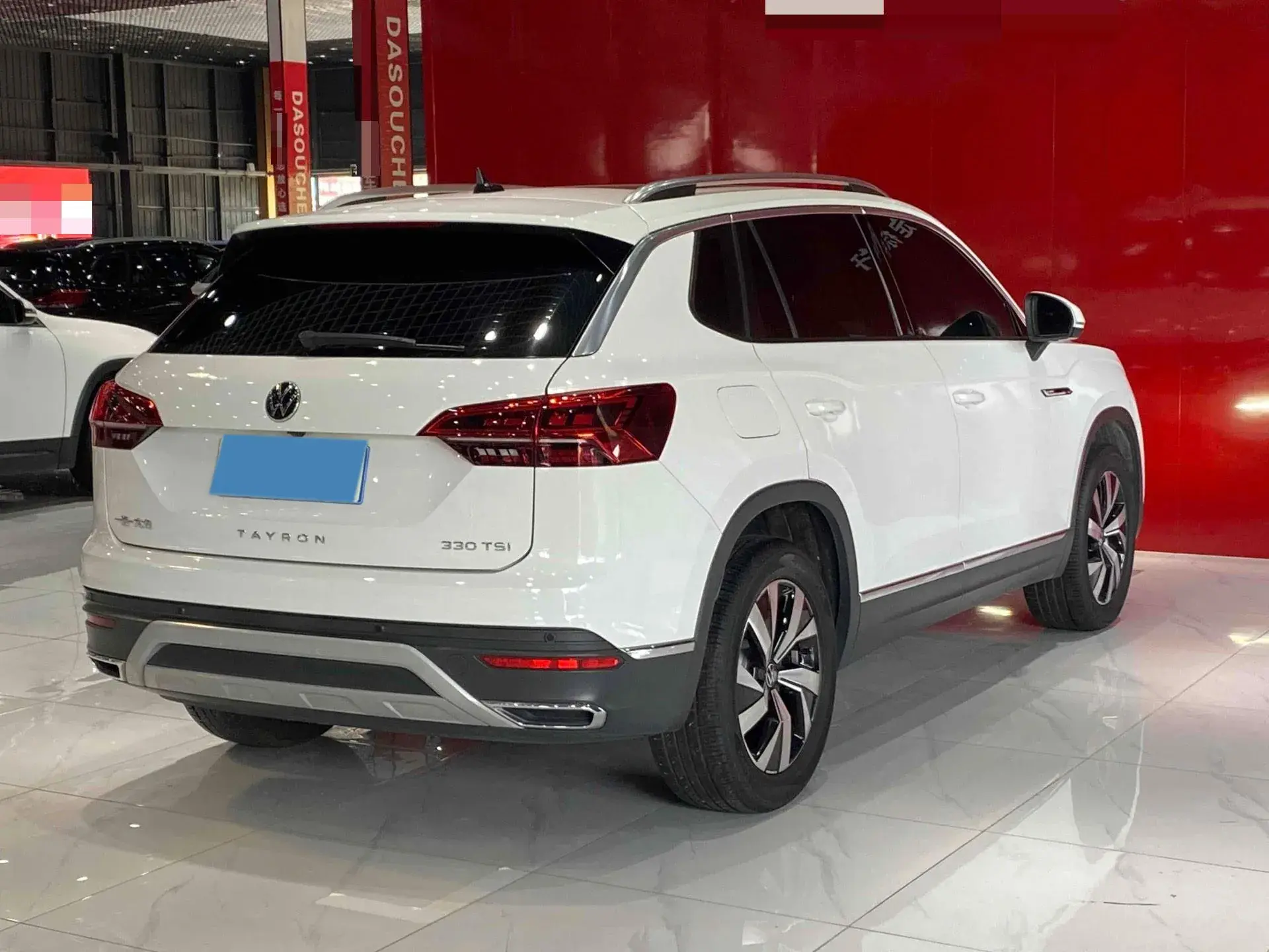 2021 VOLKSWAGEN TAYRON thumbnail 4