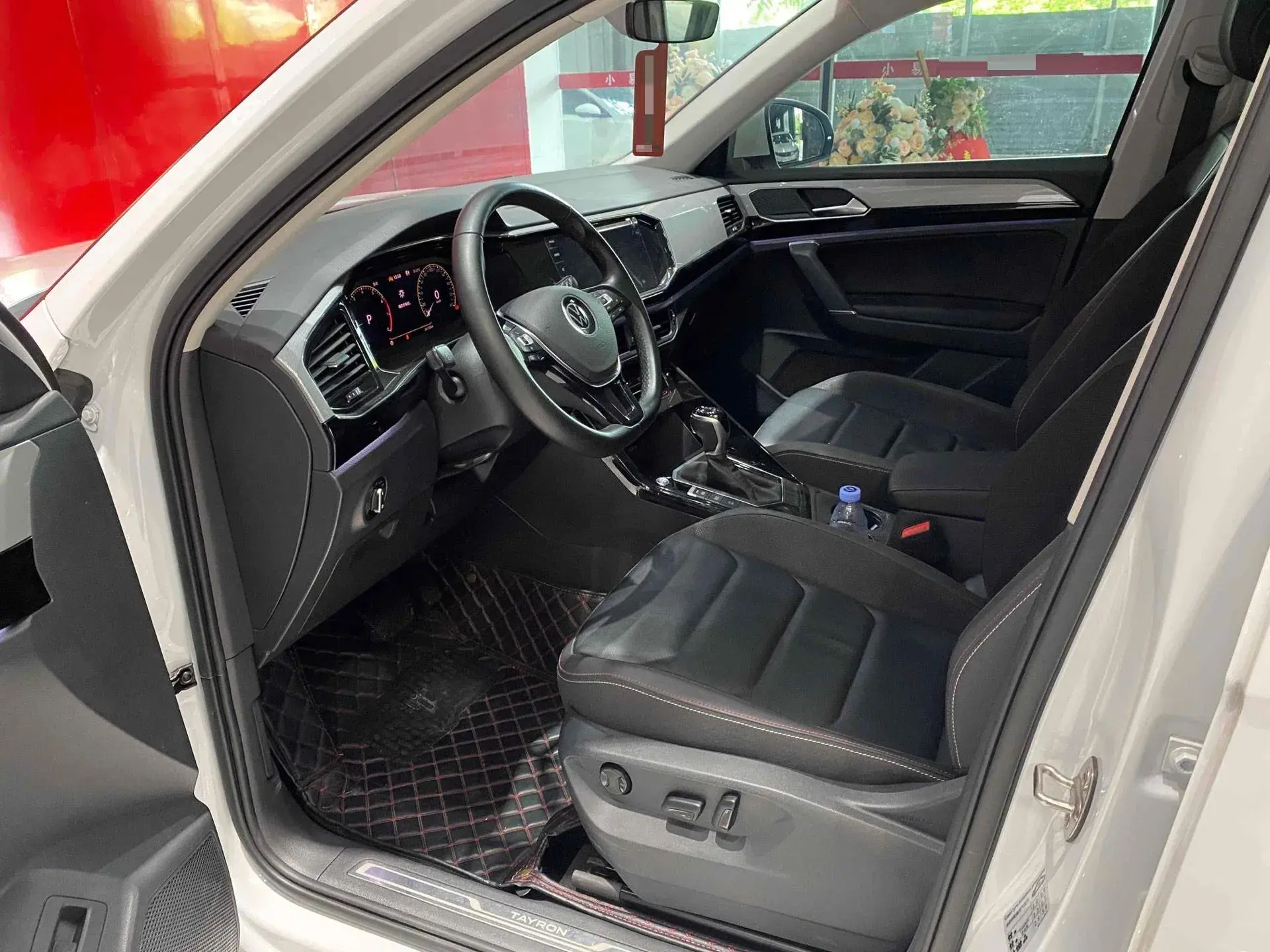 2021 VOLKSWAGEN TAYRON thumbnail 2