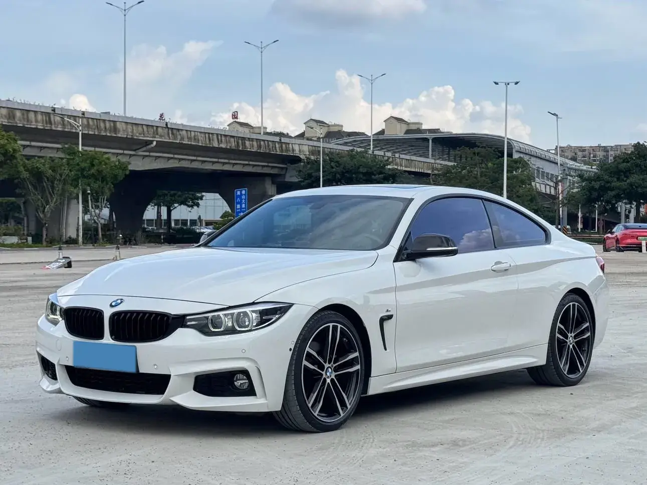 2019 BMW 4 view 1