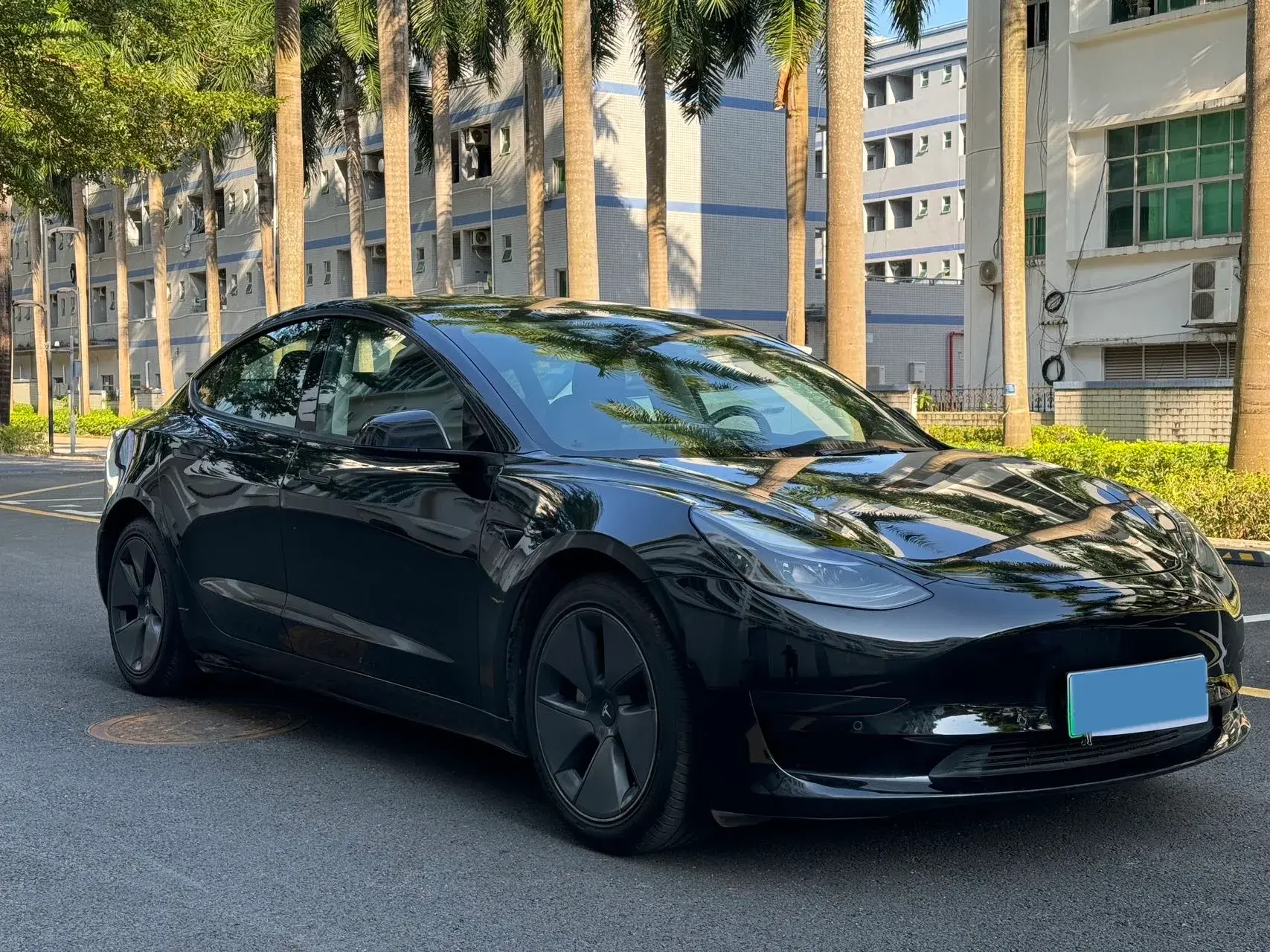 2021 TESLA MODEL thumbnail 3