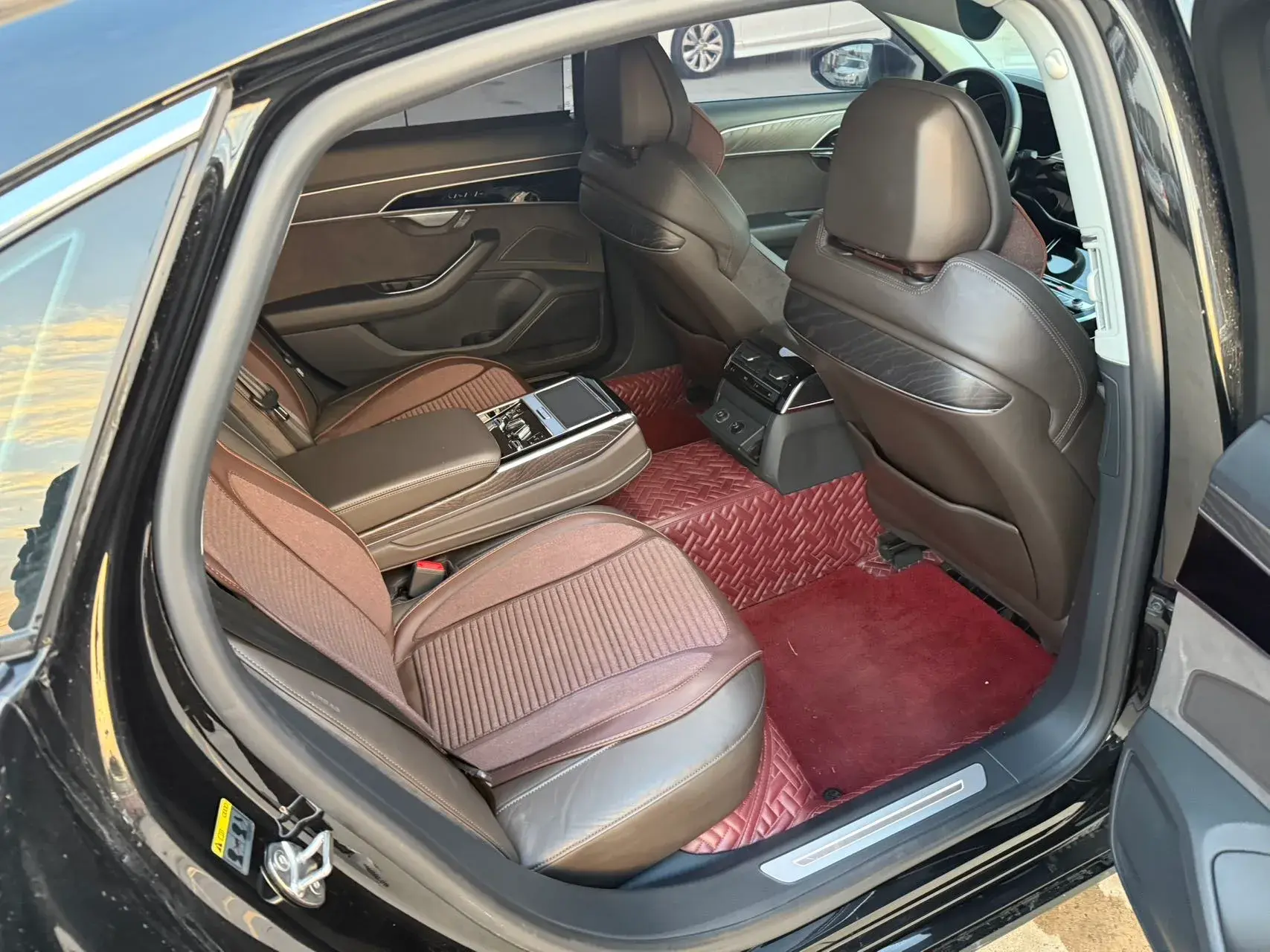 2021 AUDI A8 thumbnail 4