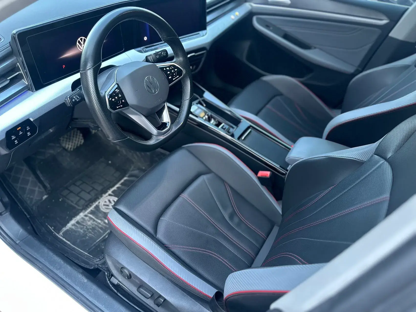 2022 VOLKSWAGEN LAMANDO thumbnail 4