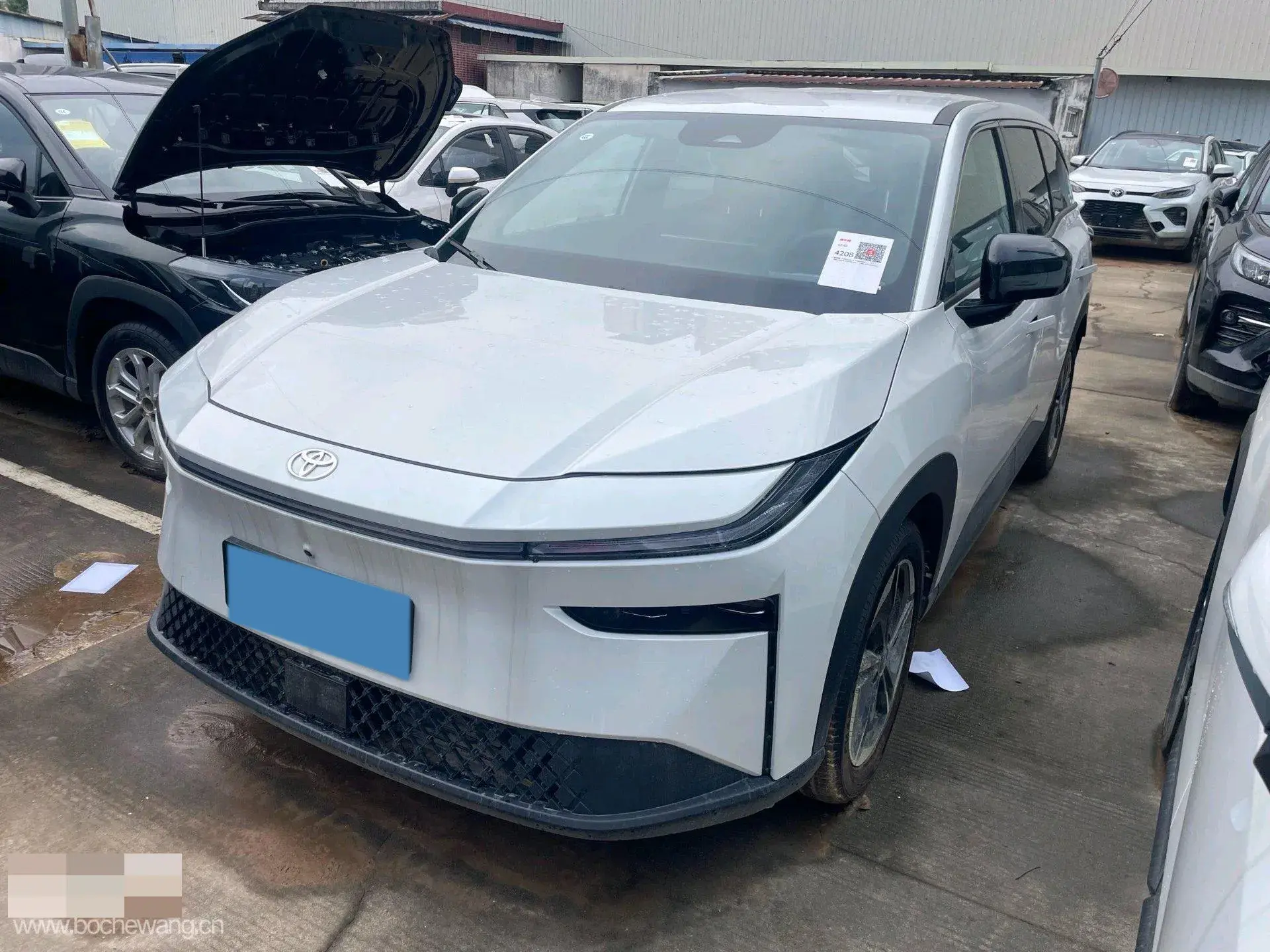 2025 TOYOTA BZ3X view 1