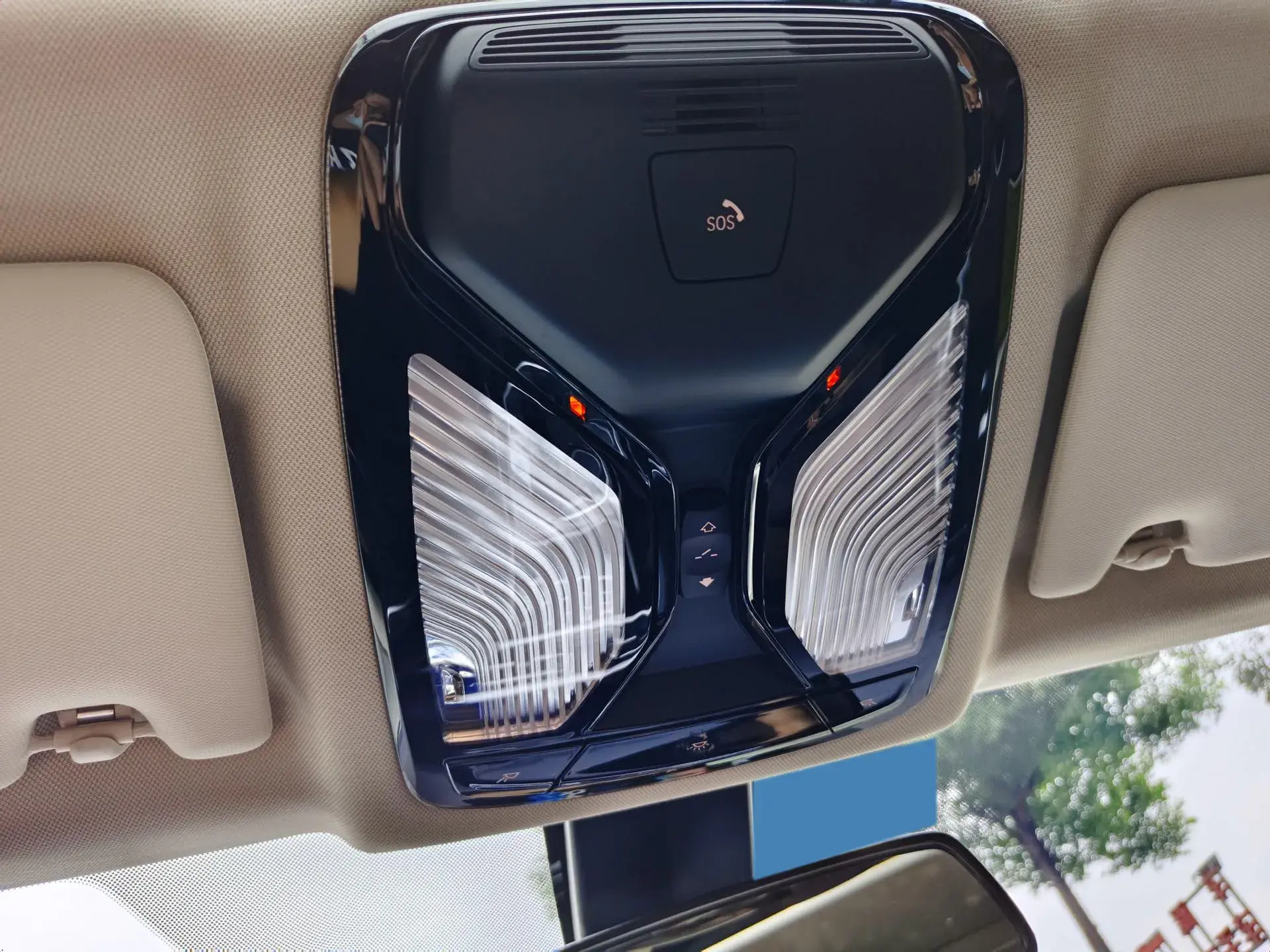 2023 BMW 3 thumbnail 4