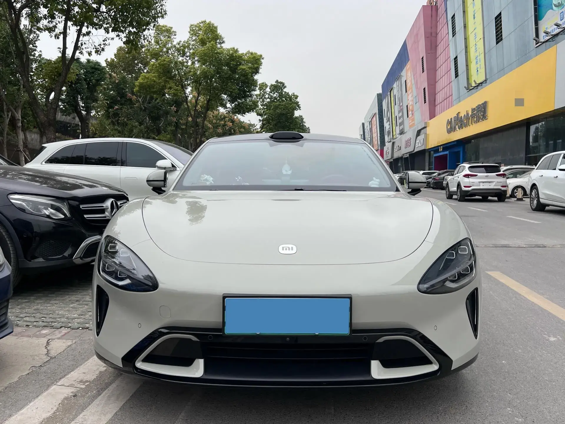 2024 MI SU7 thumbnail 2