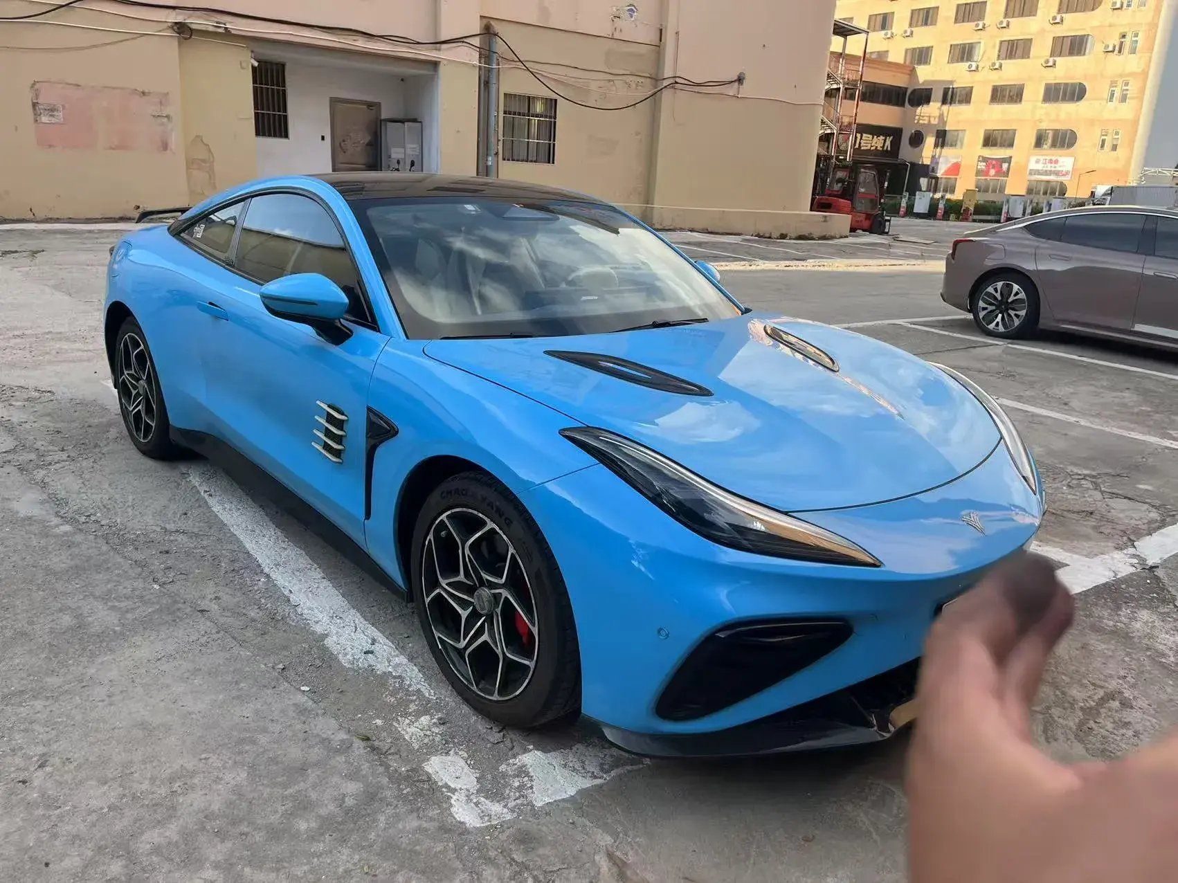 2023 NETA GT thumbnail 2