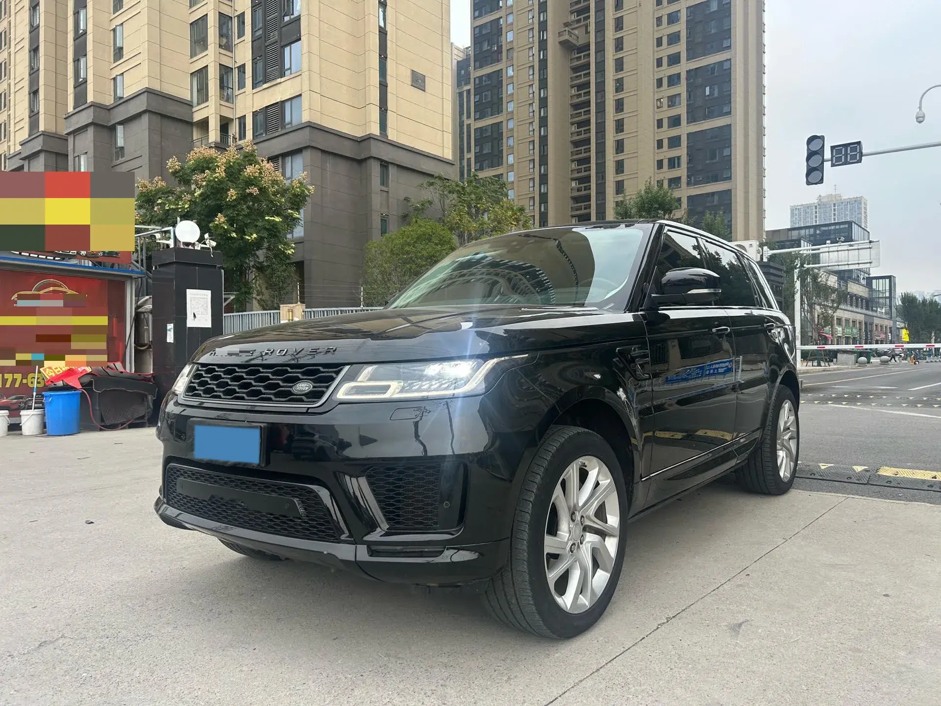 2018 LAND ROVER view 1