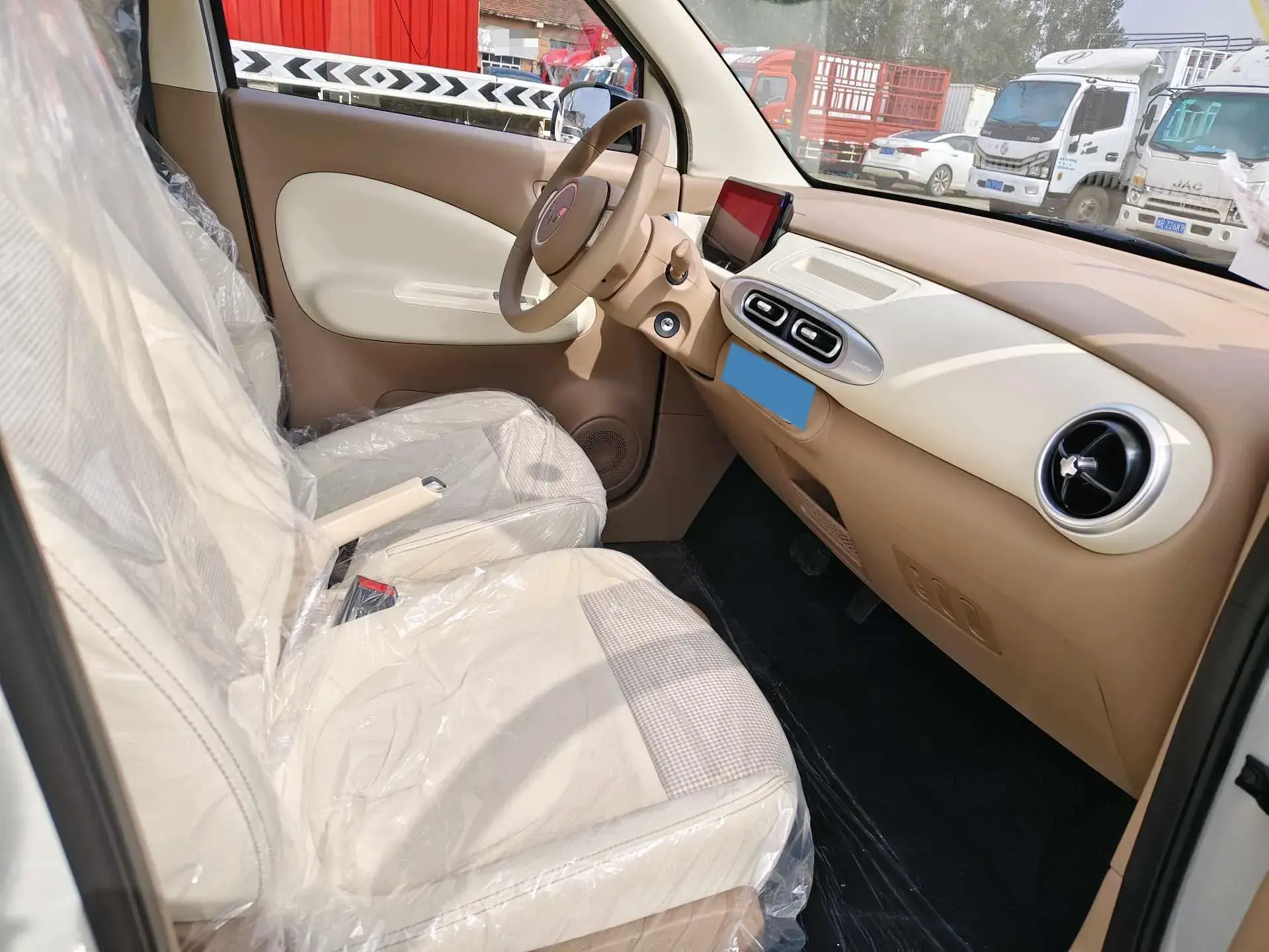 2025 WULING HONGGUANG thumbnail 4