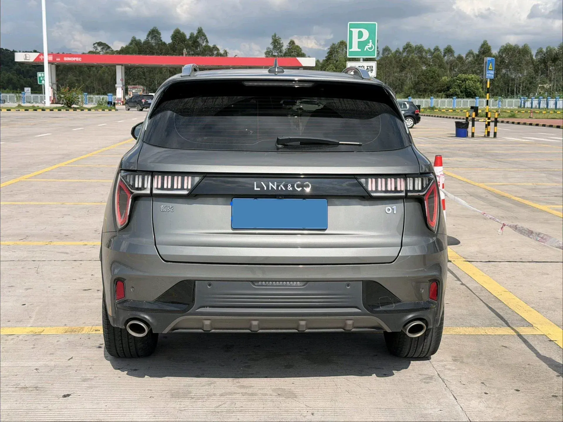 2021 LYNK&CO 01 thumbnail 3