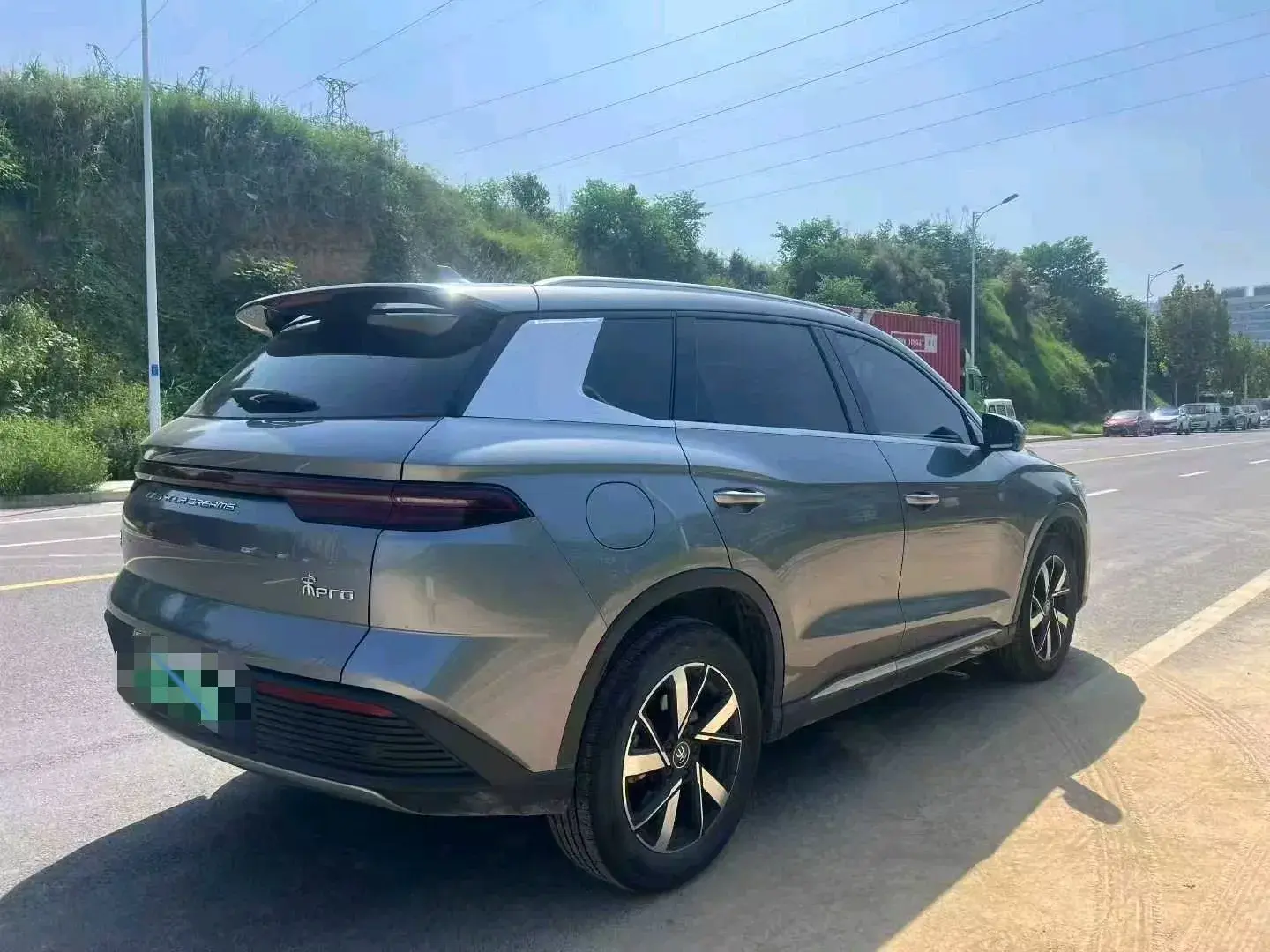 2023 BYD SONG thumbnail 3