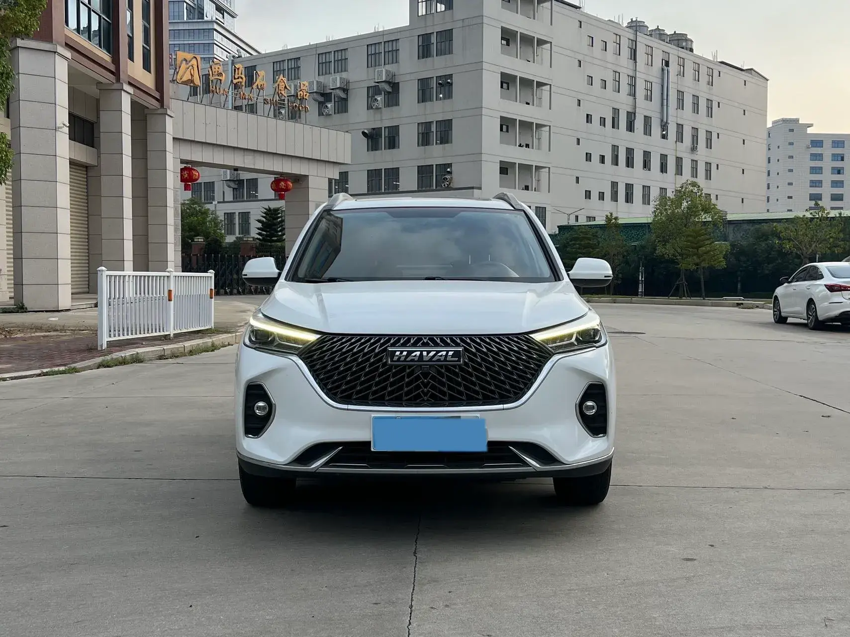 2022 HAVAL H6 thumbnail 2